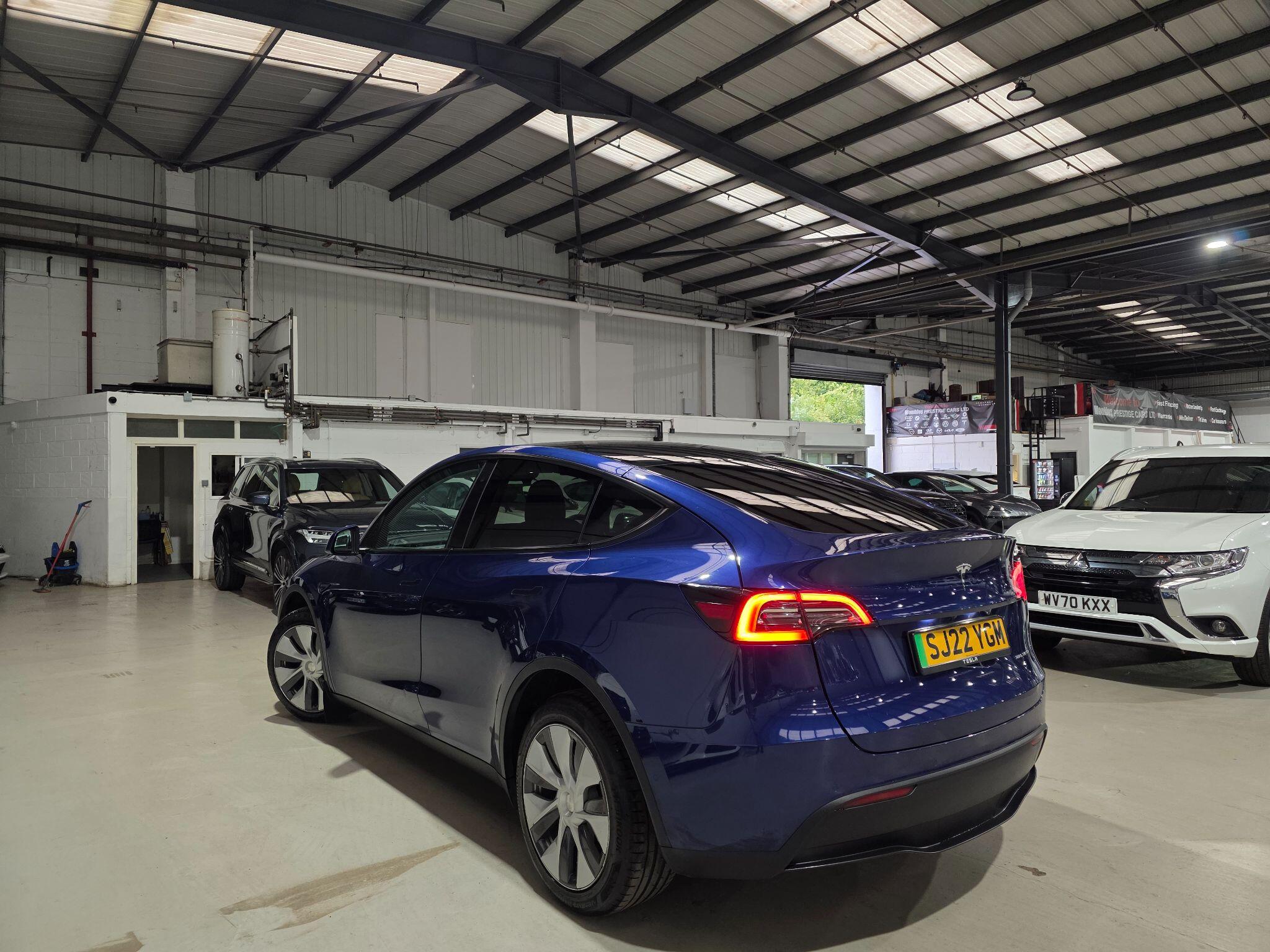 Tesla Model Y view 30