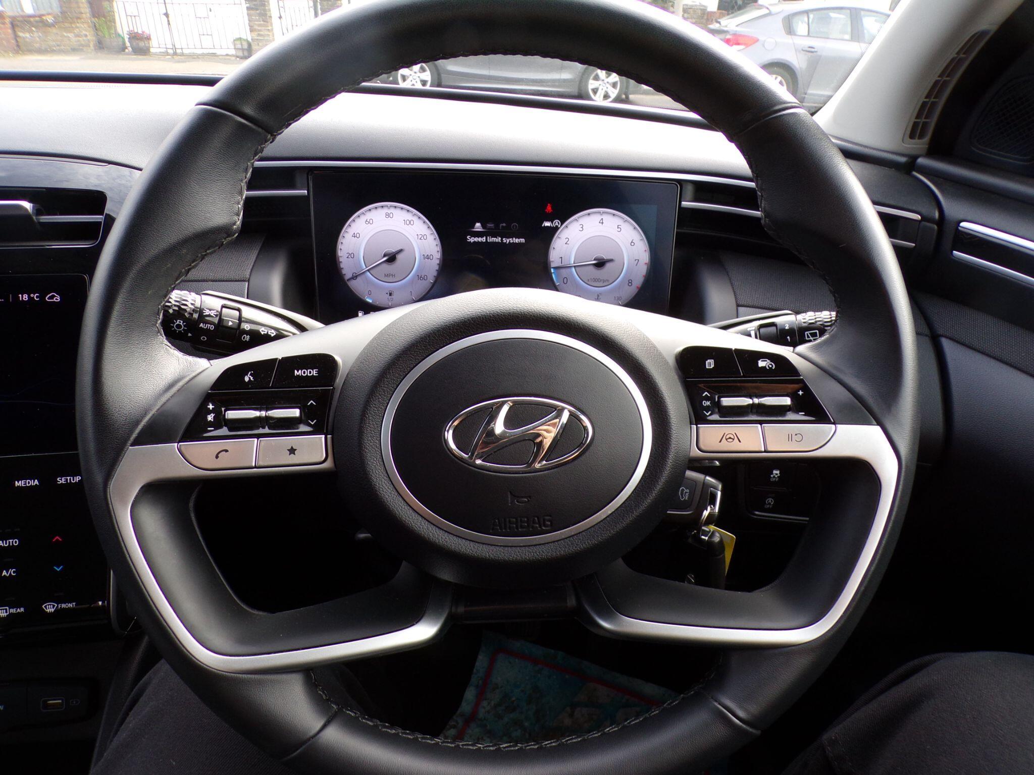 Hyundai Tucson view 28