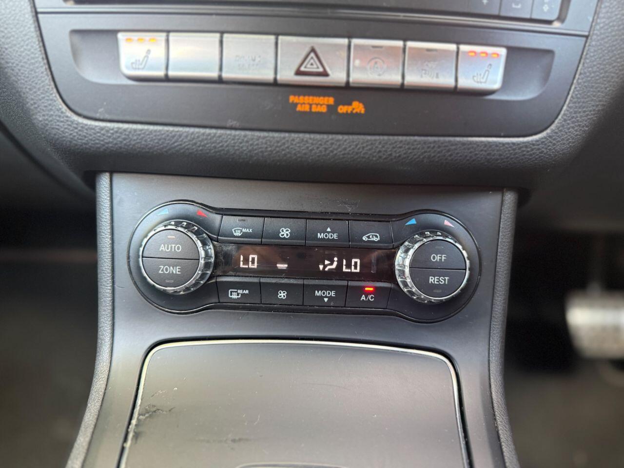 Mercedes-Benz B-Class view 17