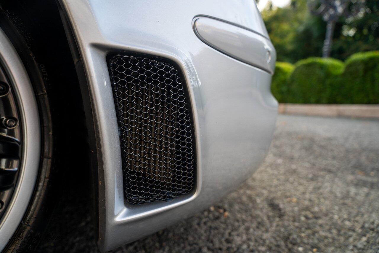 Mercedes-Benz SL view 34
