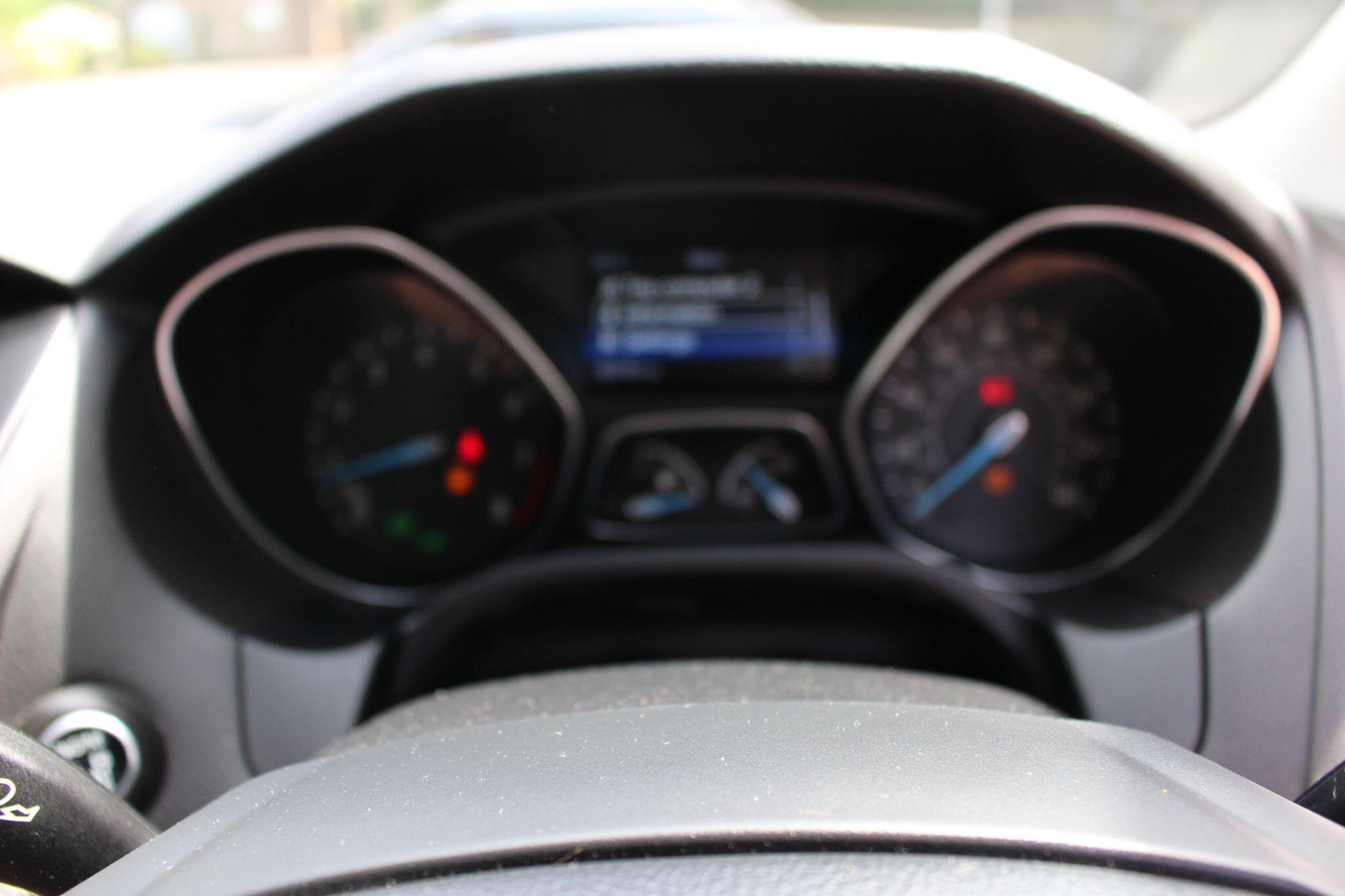 Ford Focus view 29