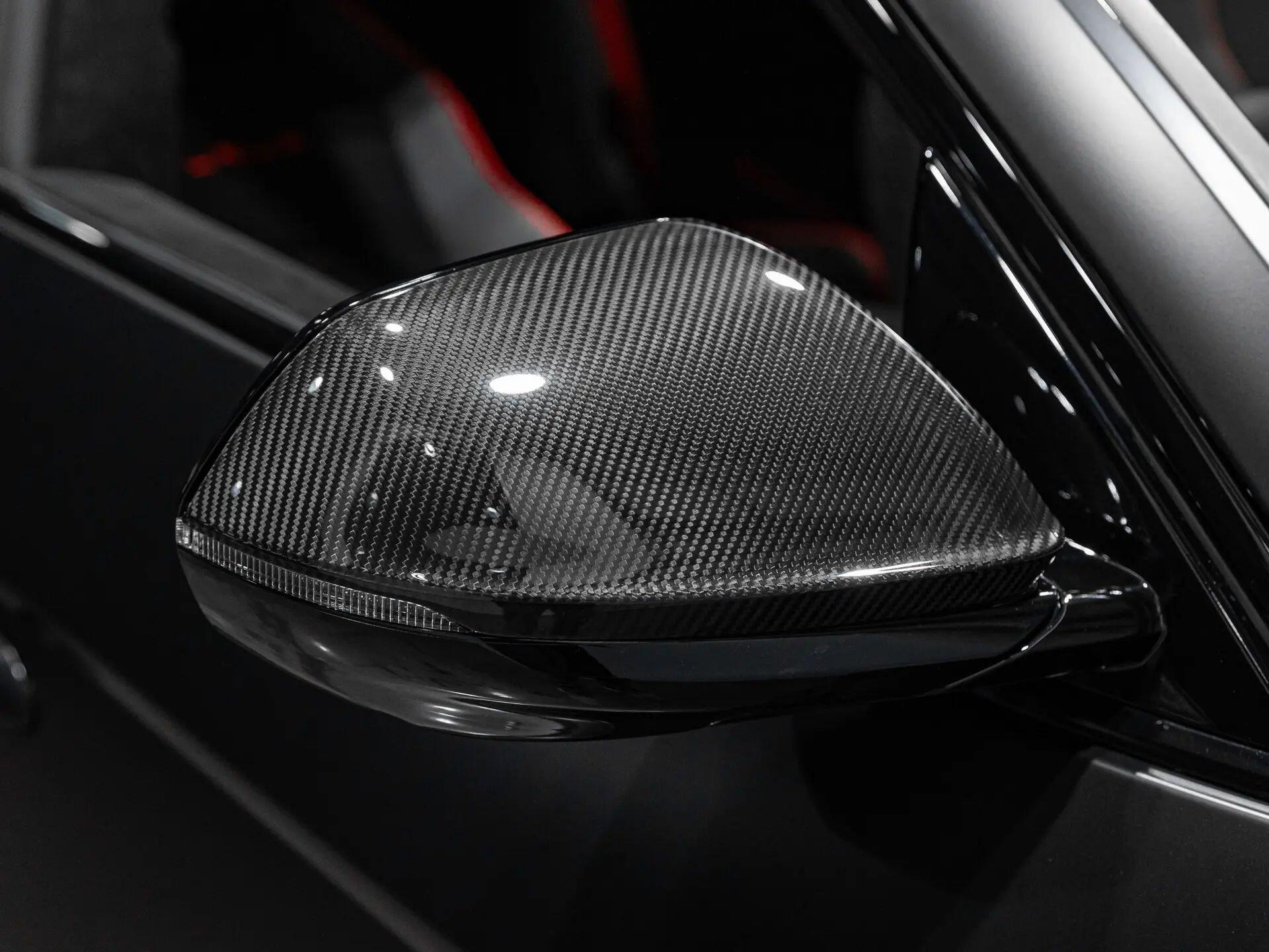 Lamborghini Urus view 14