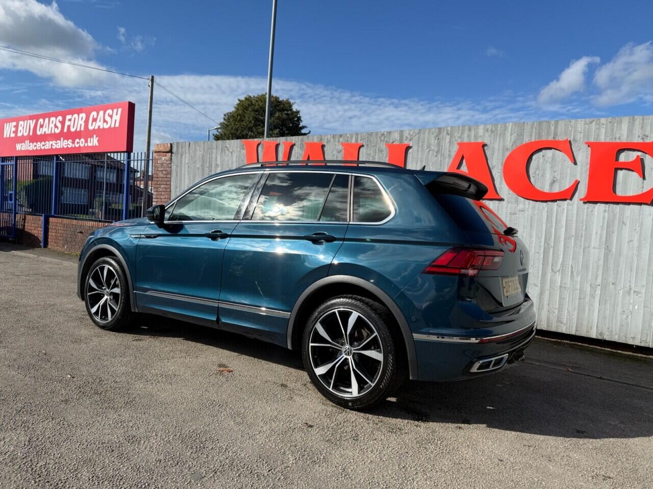 Volkswagen Tiguan view 28