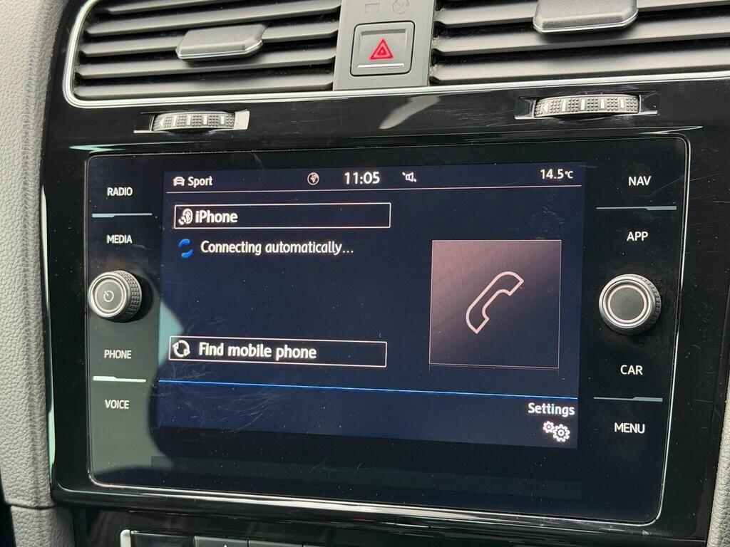 Volkswagen Golf view 34