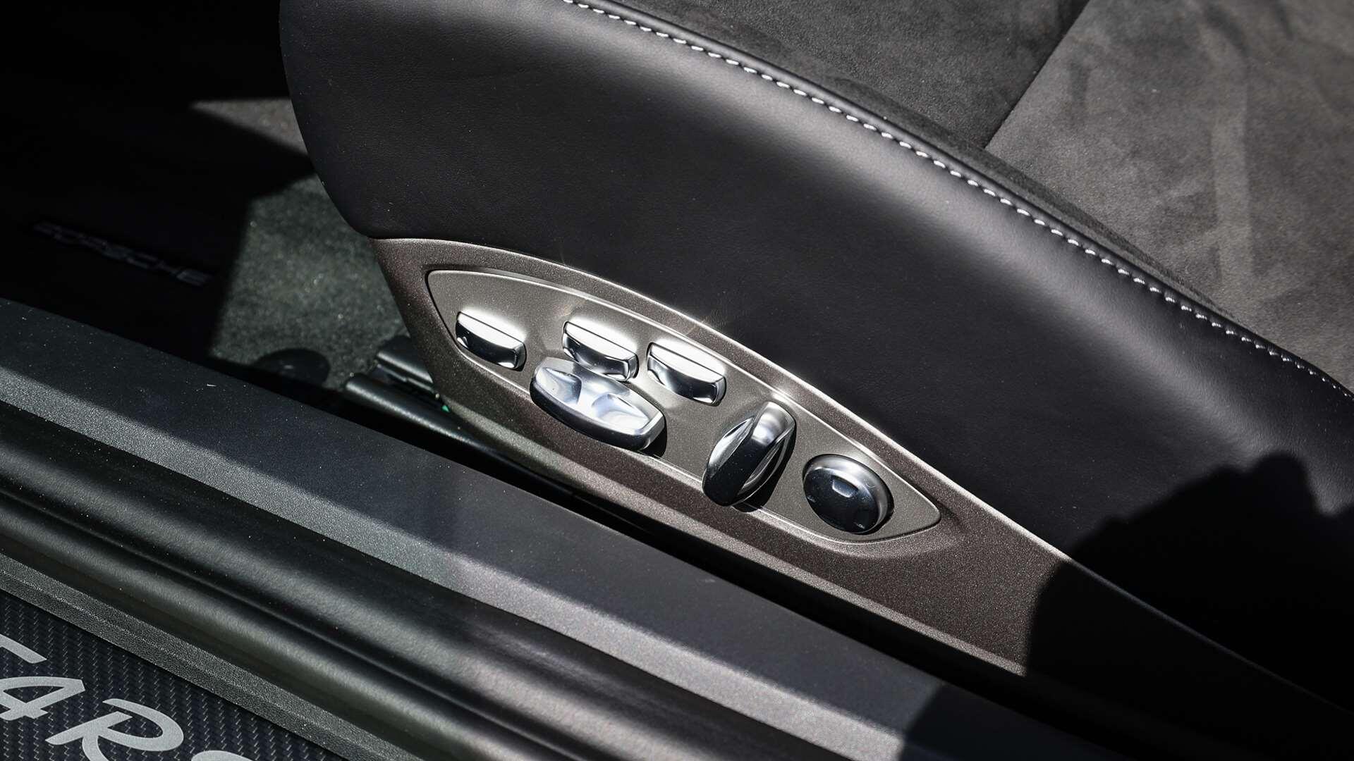 Porsche Cayman view 21