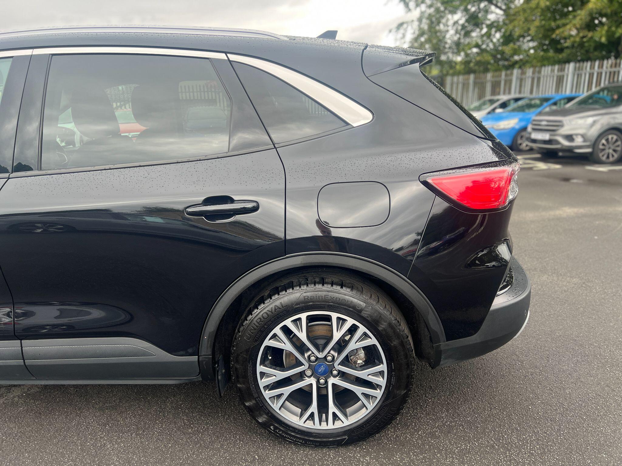 Ford Kuga view 28