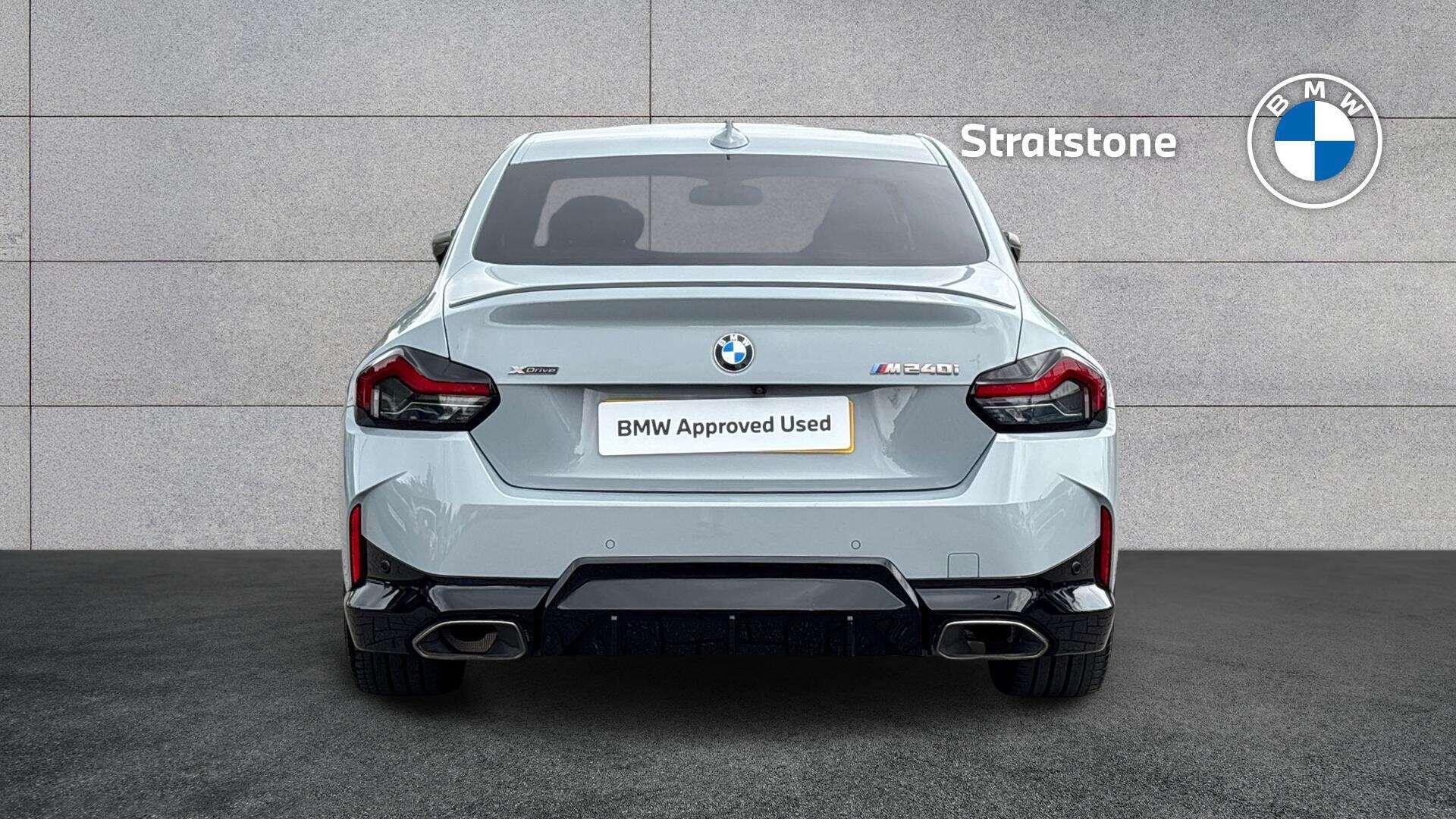 BMW 2 Series view 20