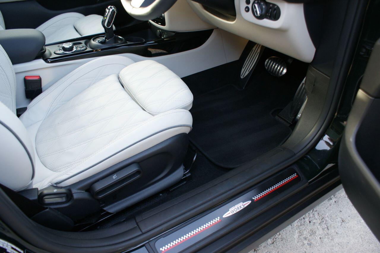 Mini Clubman view 47