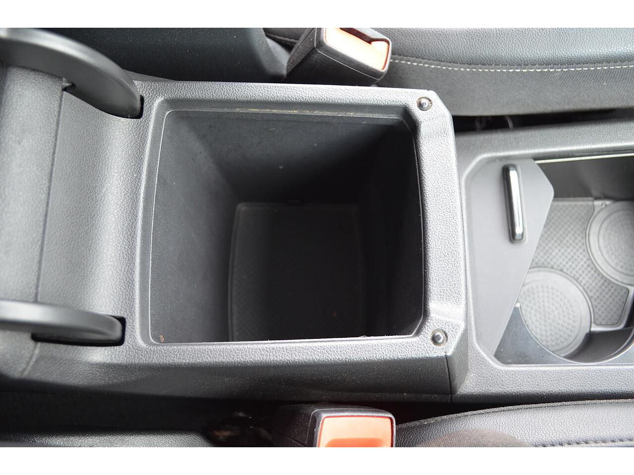 Volkswagen Tiguan Allspace view 31
