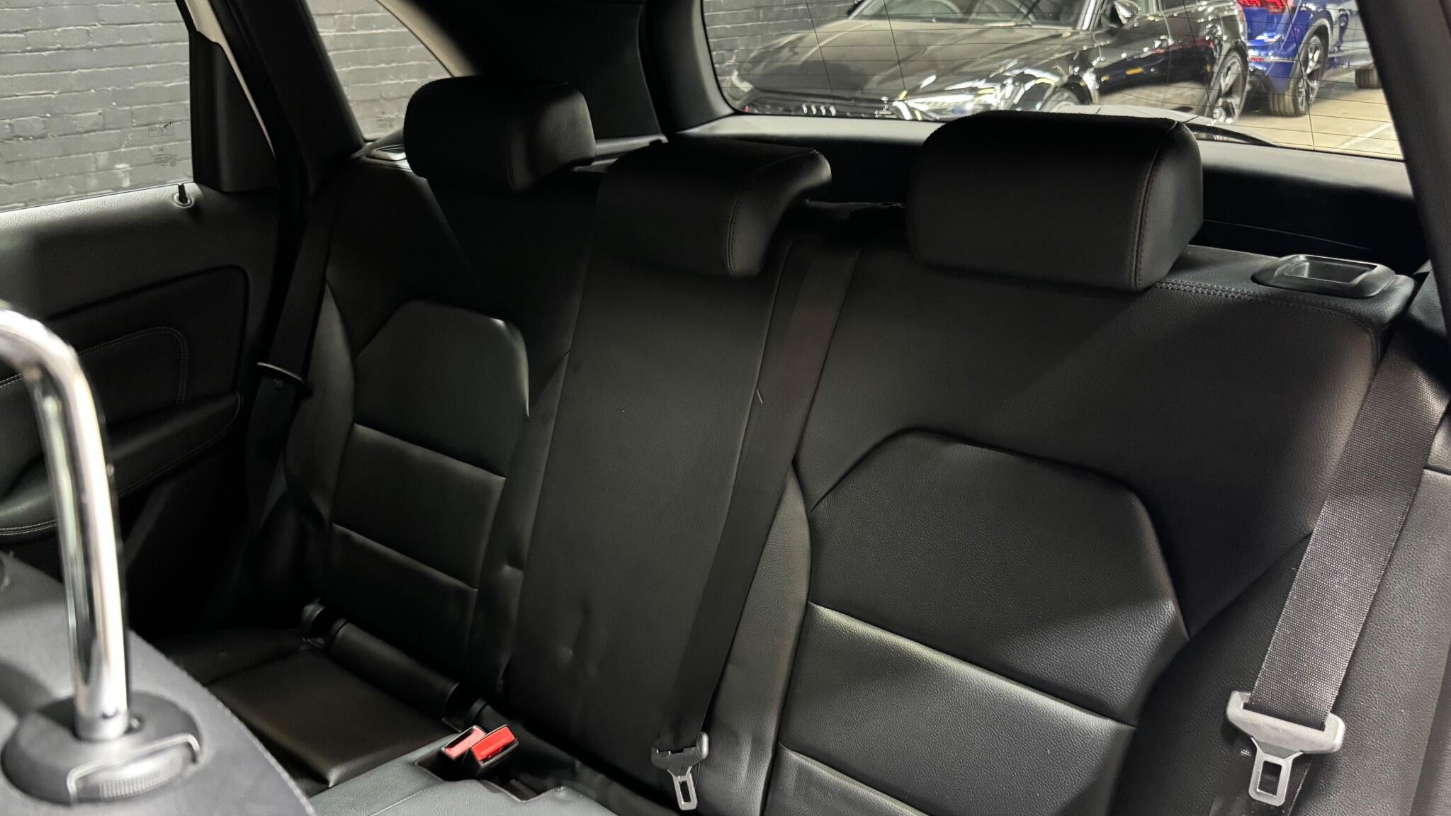 Mercedes-Benz B Class view 52