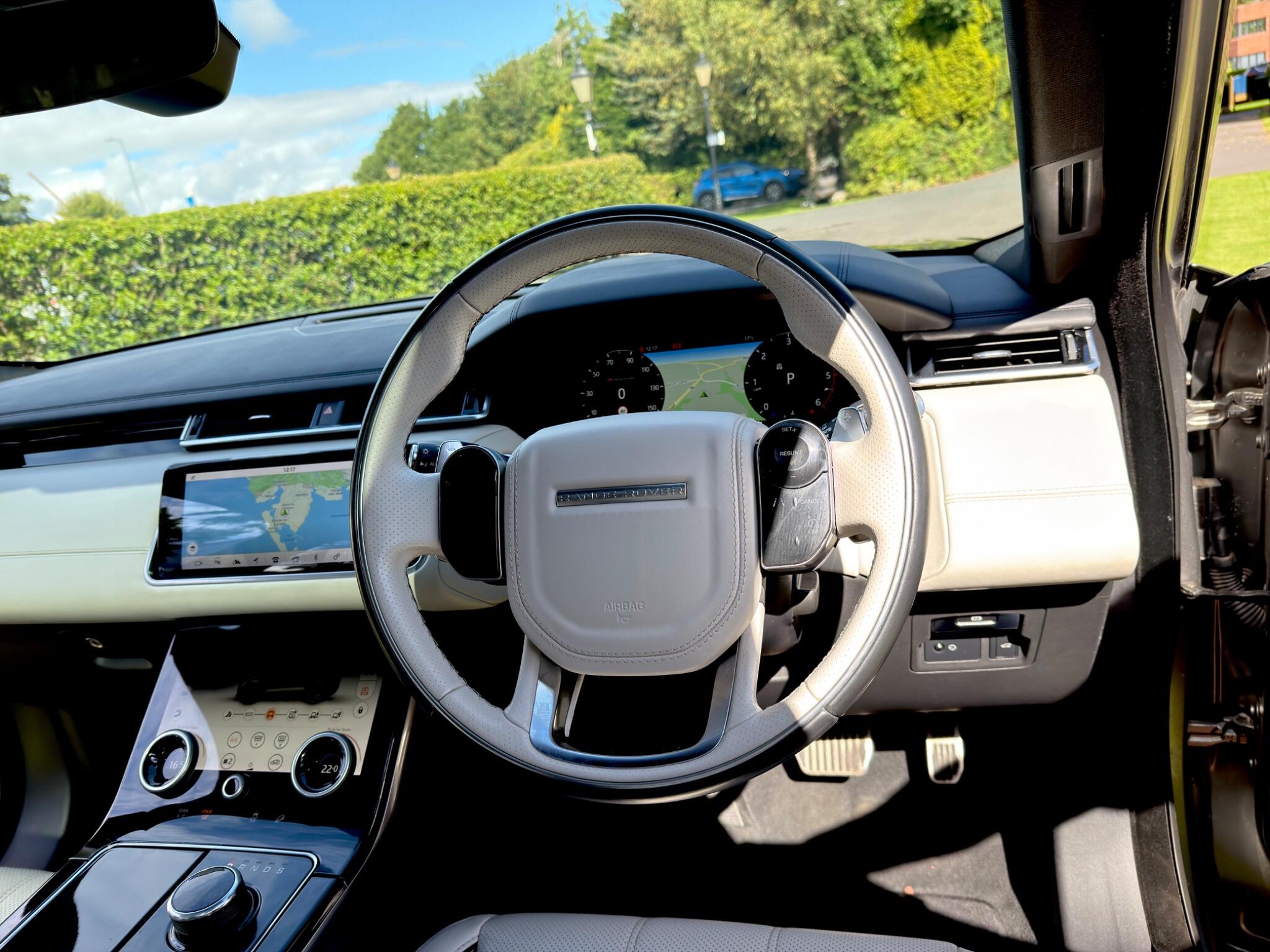 Land Rover Range Rover Velar view 15