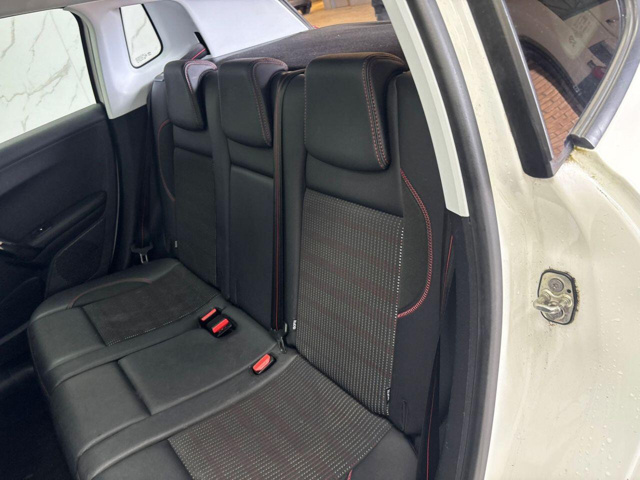 Peugeot 2008 view 21