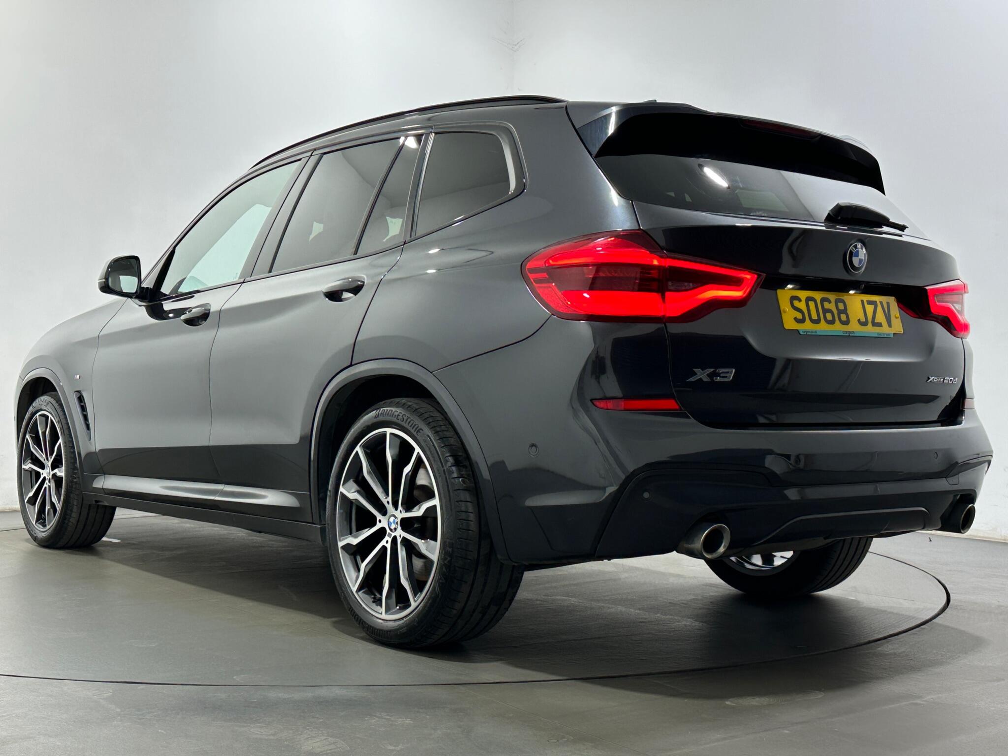 BMW X3 view 51