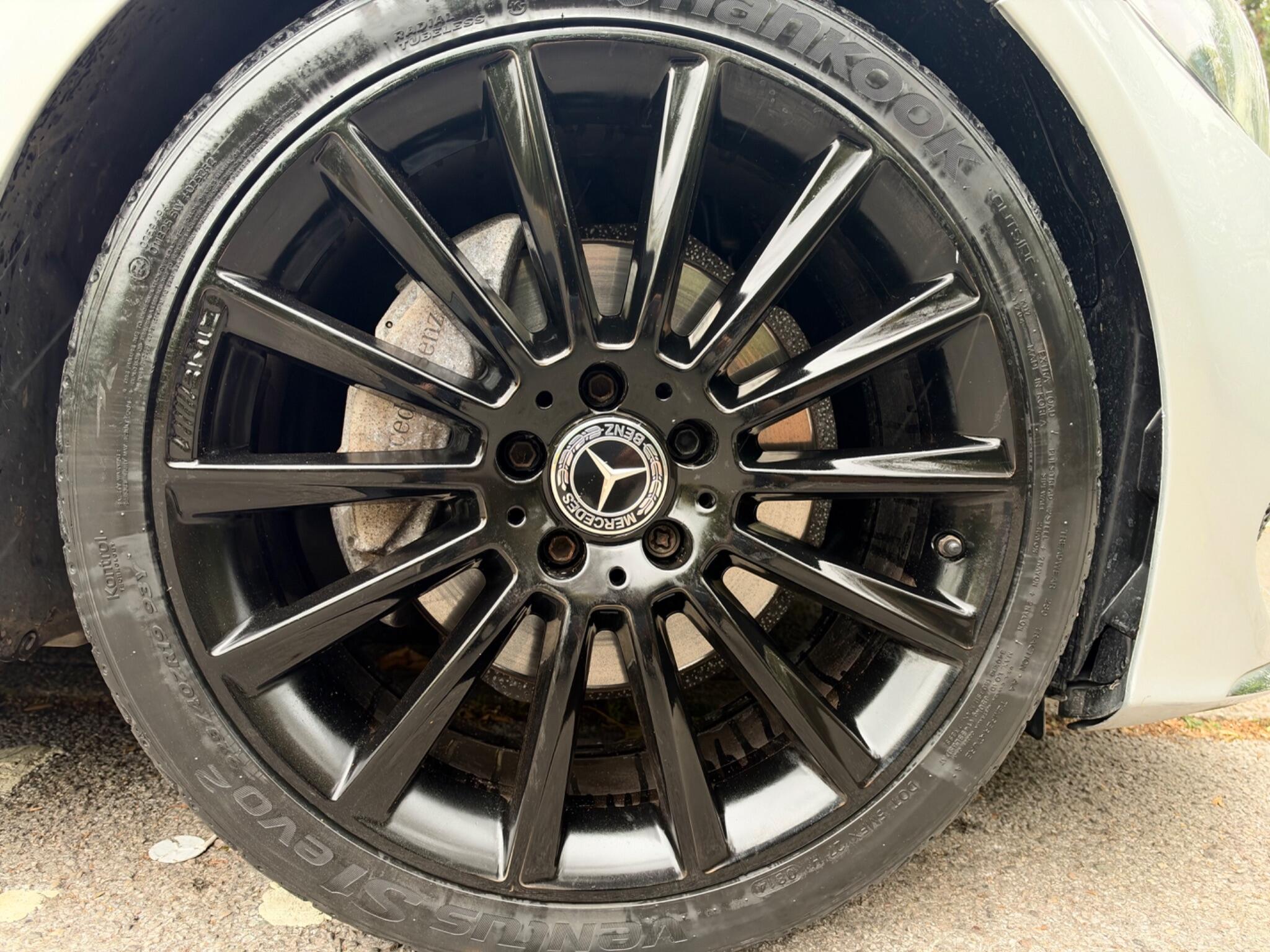 Mercedes-Benz C-Class view 19