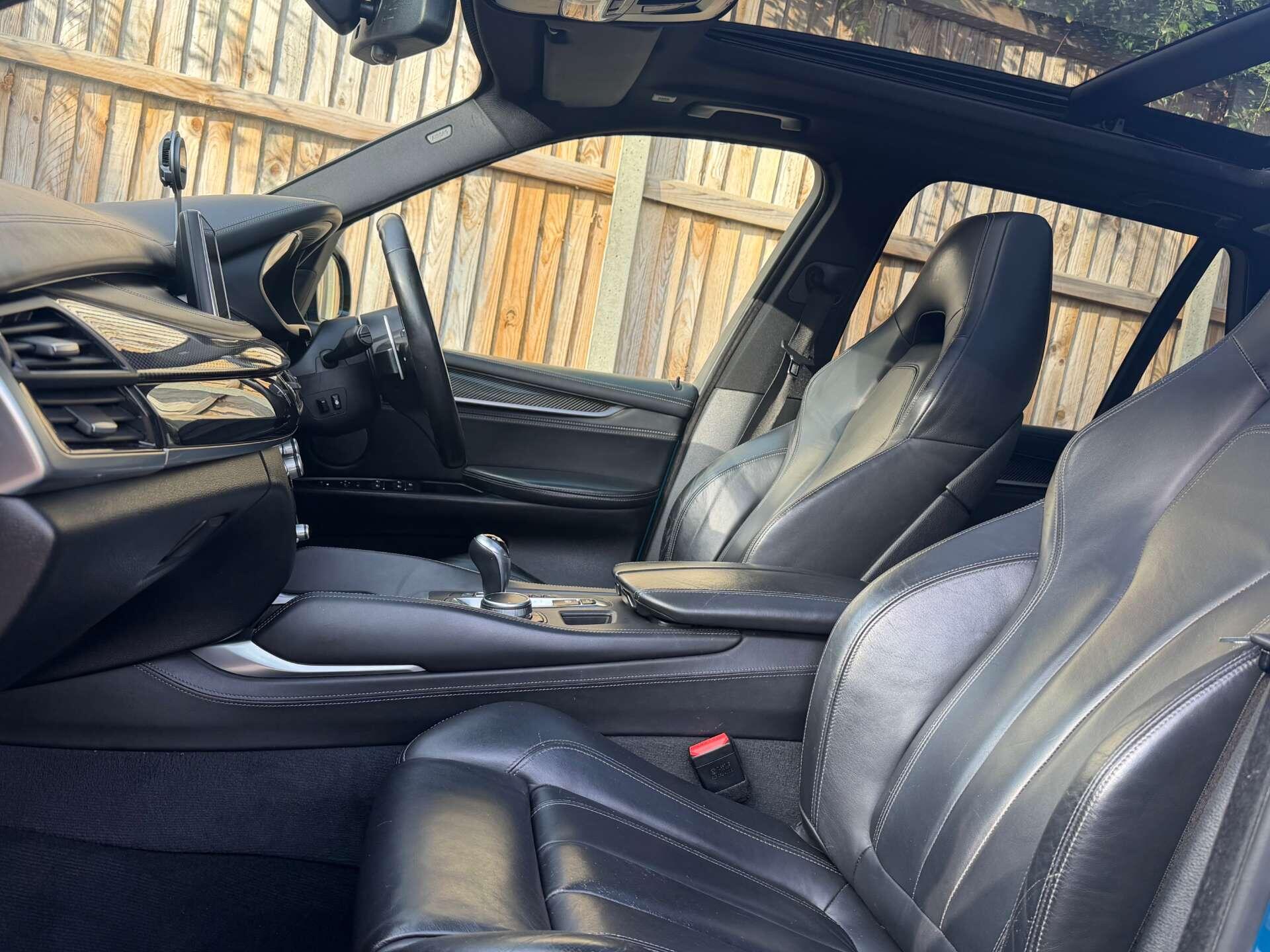 BMW X5 M view 13