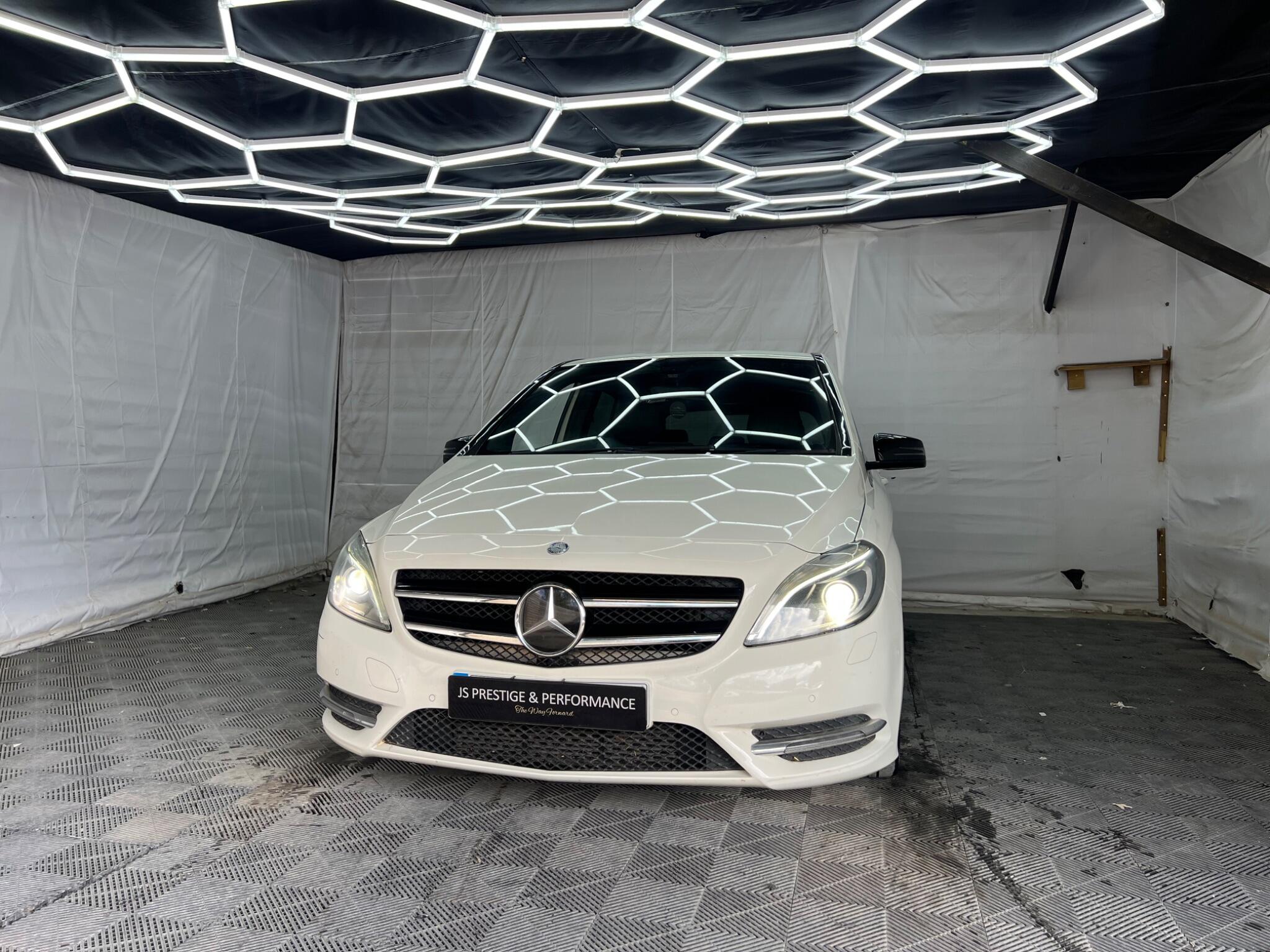 Mercedes-Benz B Class view 5