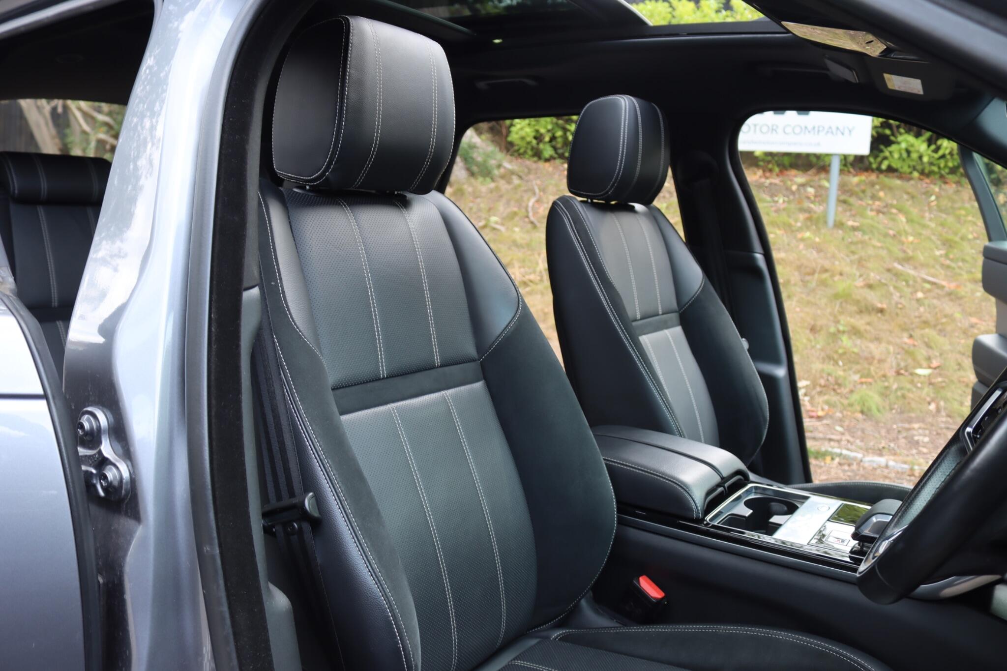 Land Rover Range Rover Velar view 46