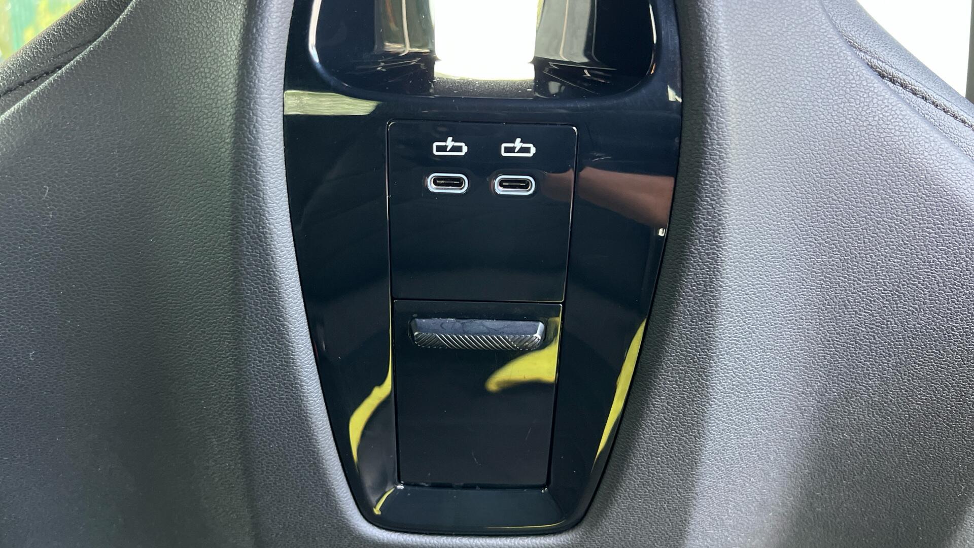 BMW Ix view 29