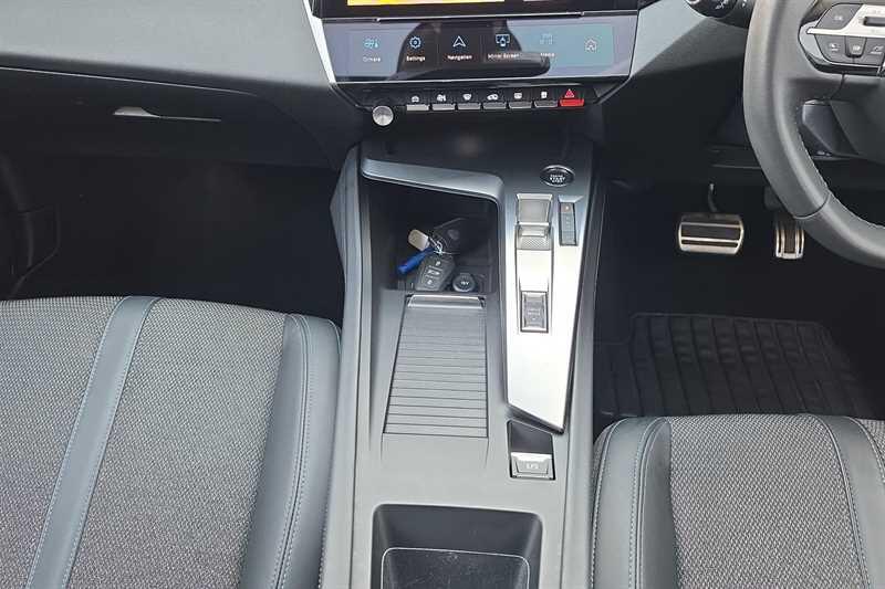 Peugeot 308 view 14