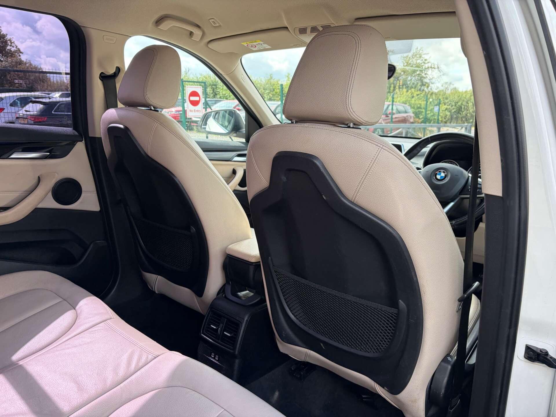 BMW X1 view 30