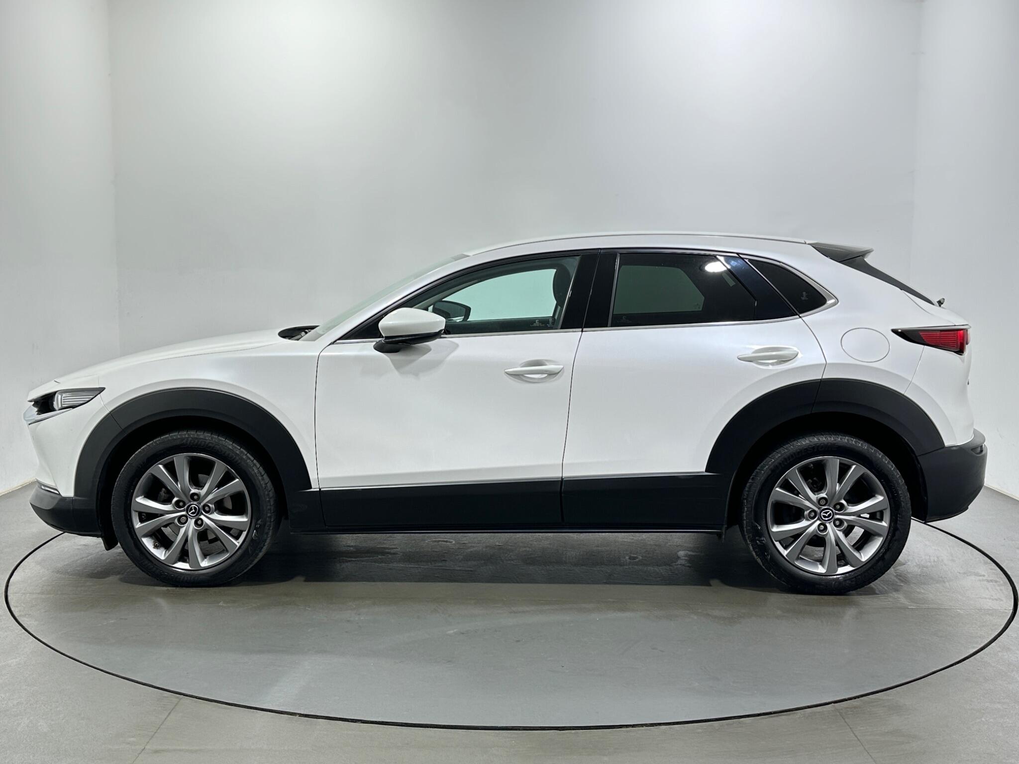 Mazda CX-30 view 5