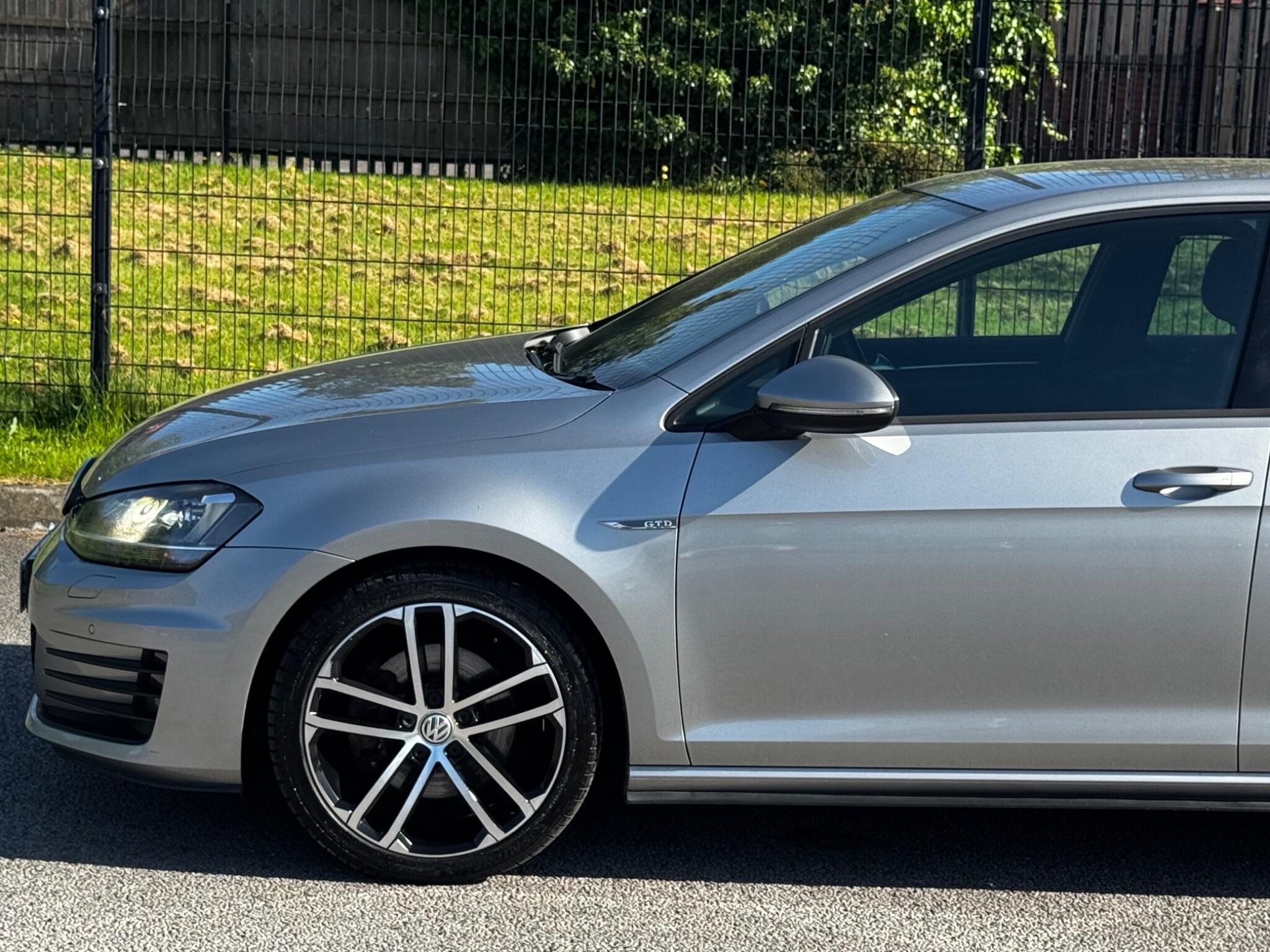 Volkswagen Golf view 46