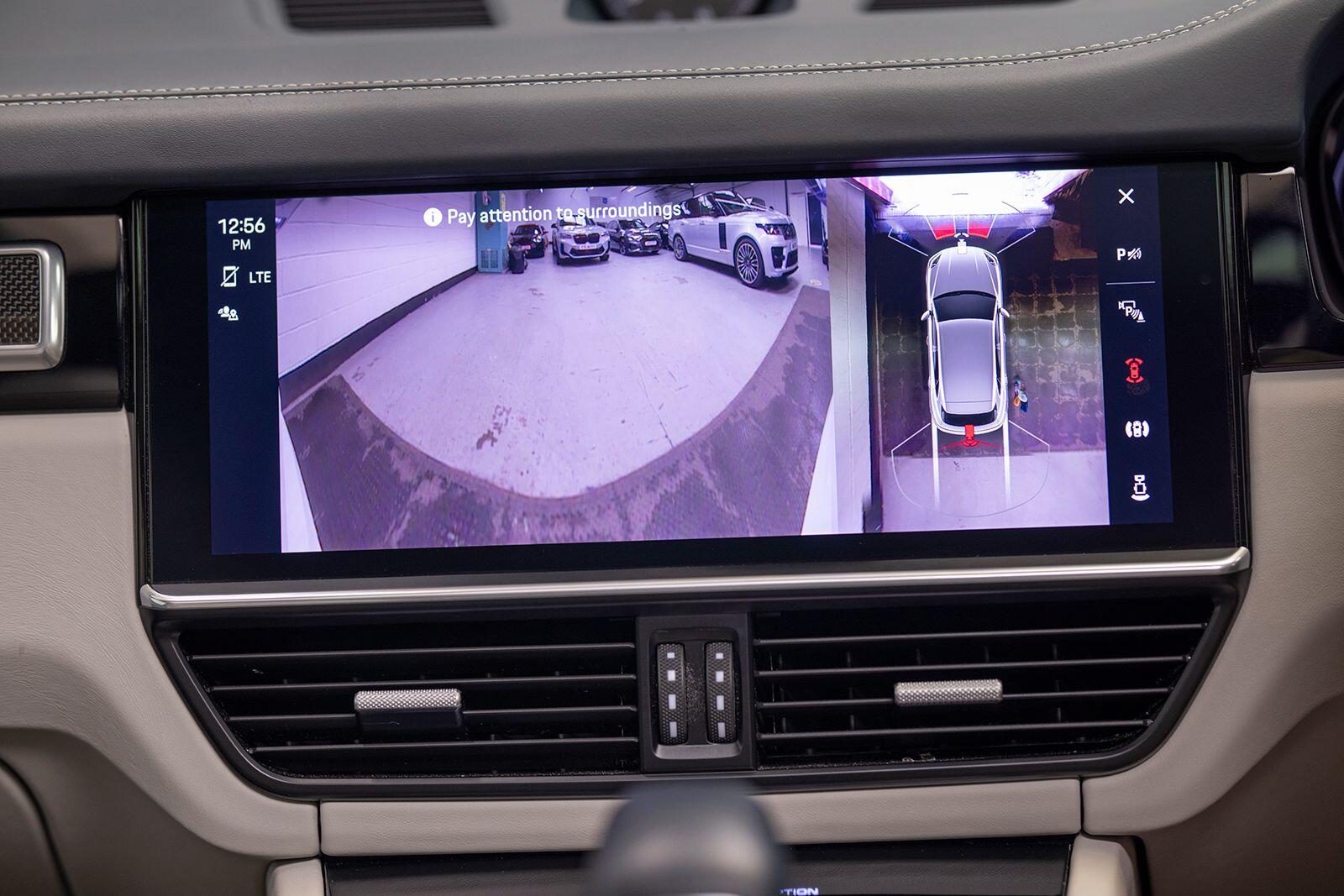 Porsche Cayenne view 49