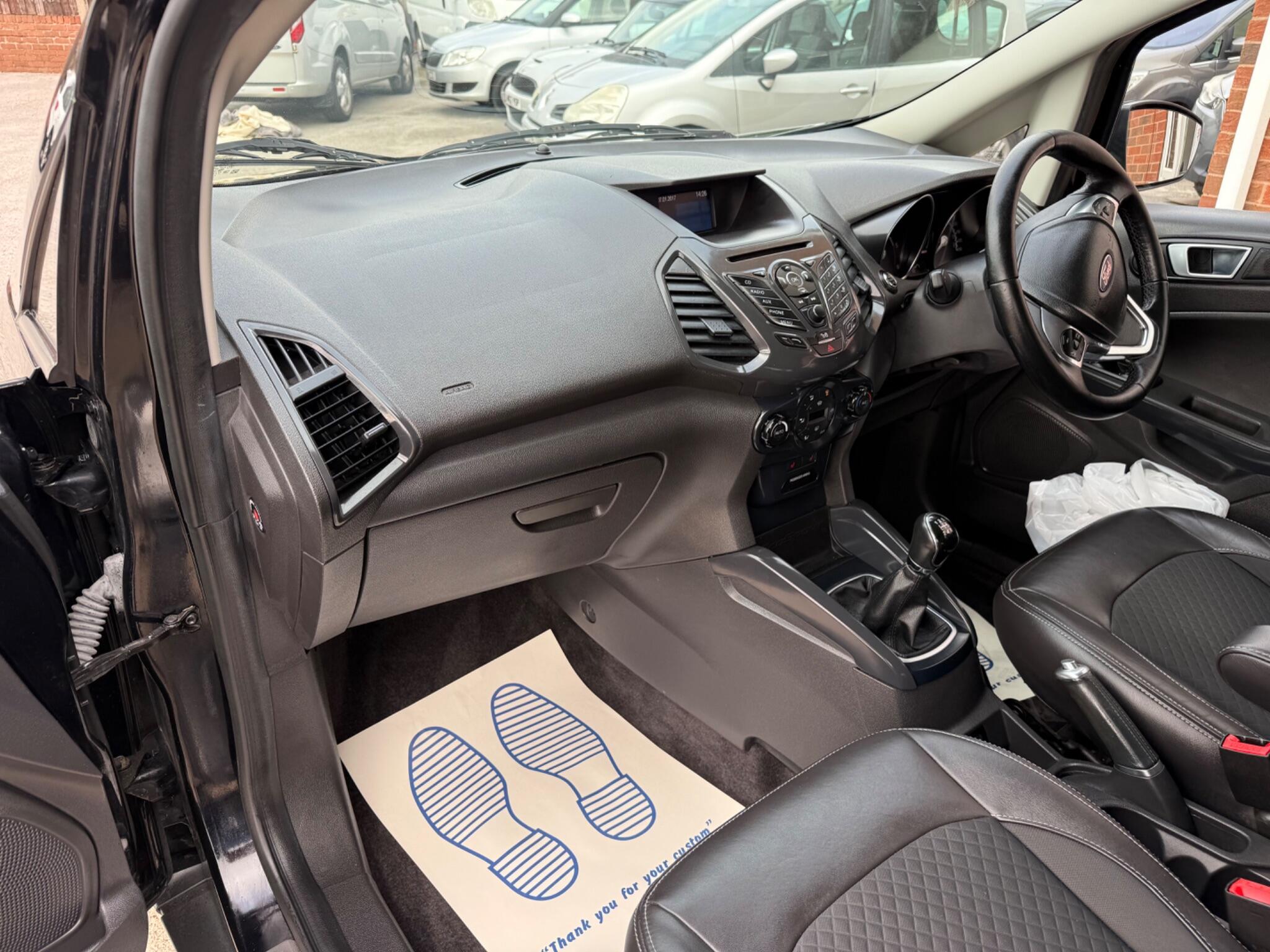 Ford Ecosport view 18