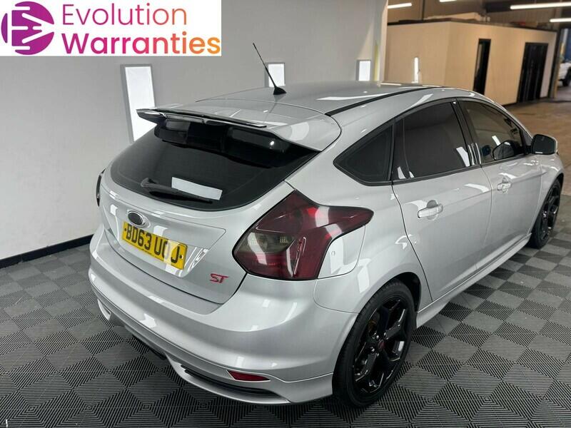 2013 Ford Focus 2.0T EcoBoost ST-2 Euro 5 (s/s) 5dr • 72,500 miles image 2
