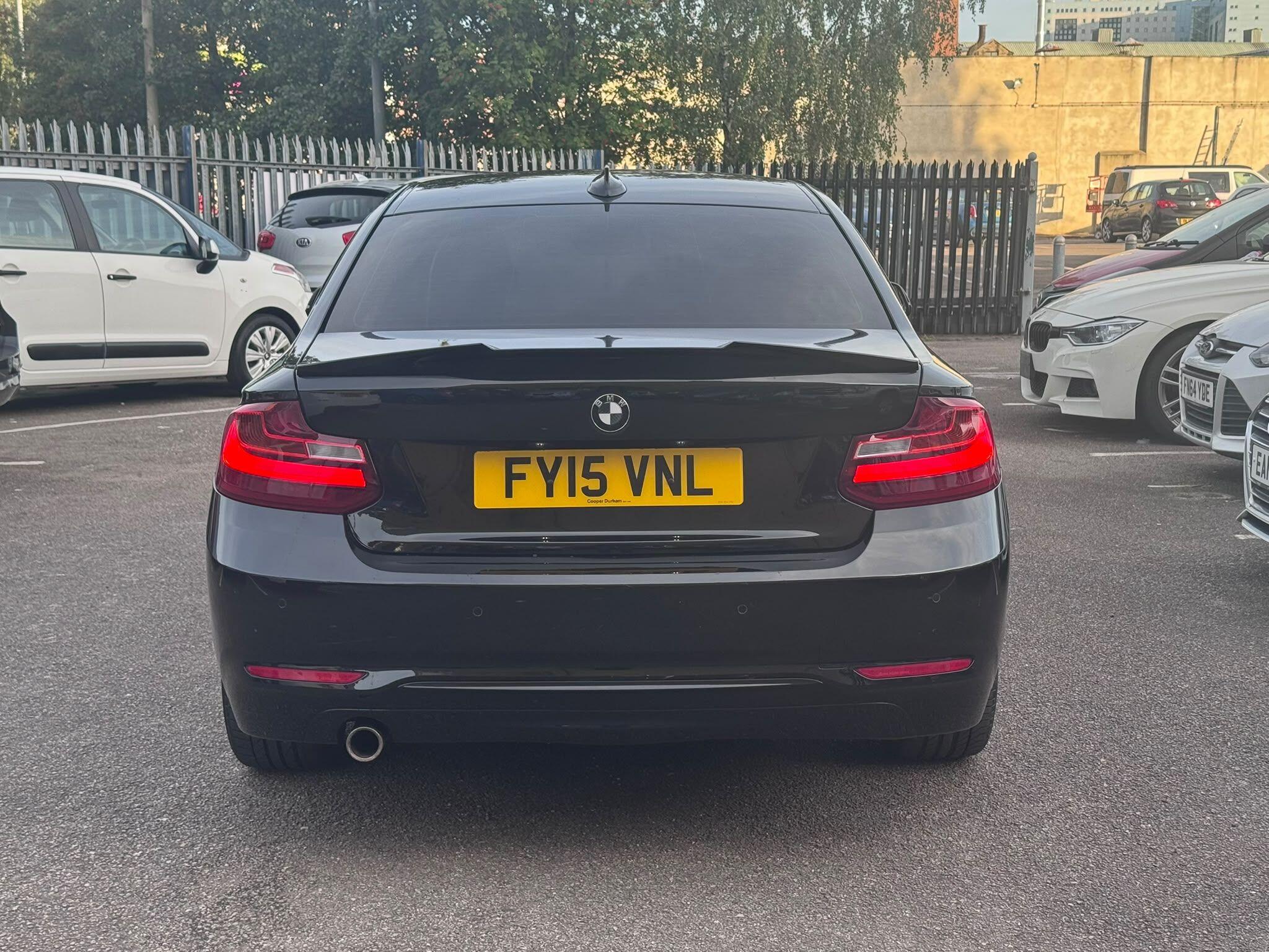 BMW 2 Series view 8