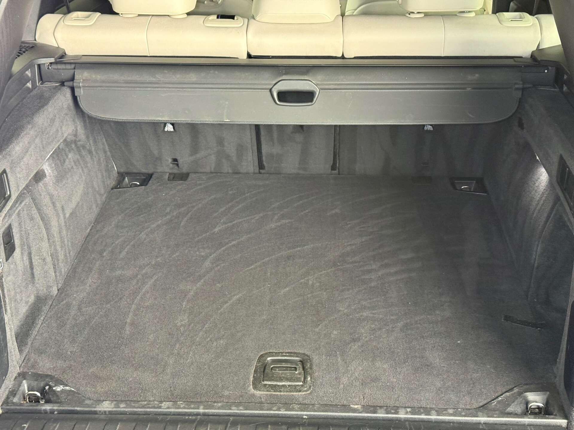 BMW X5 view 14