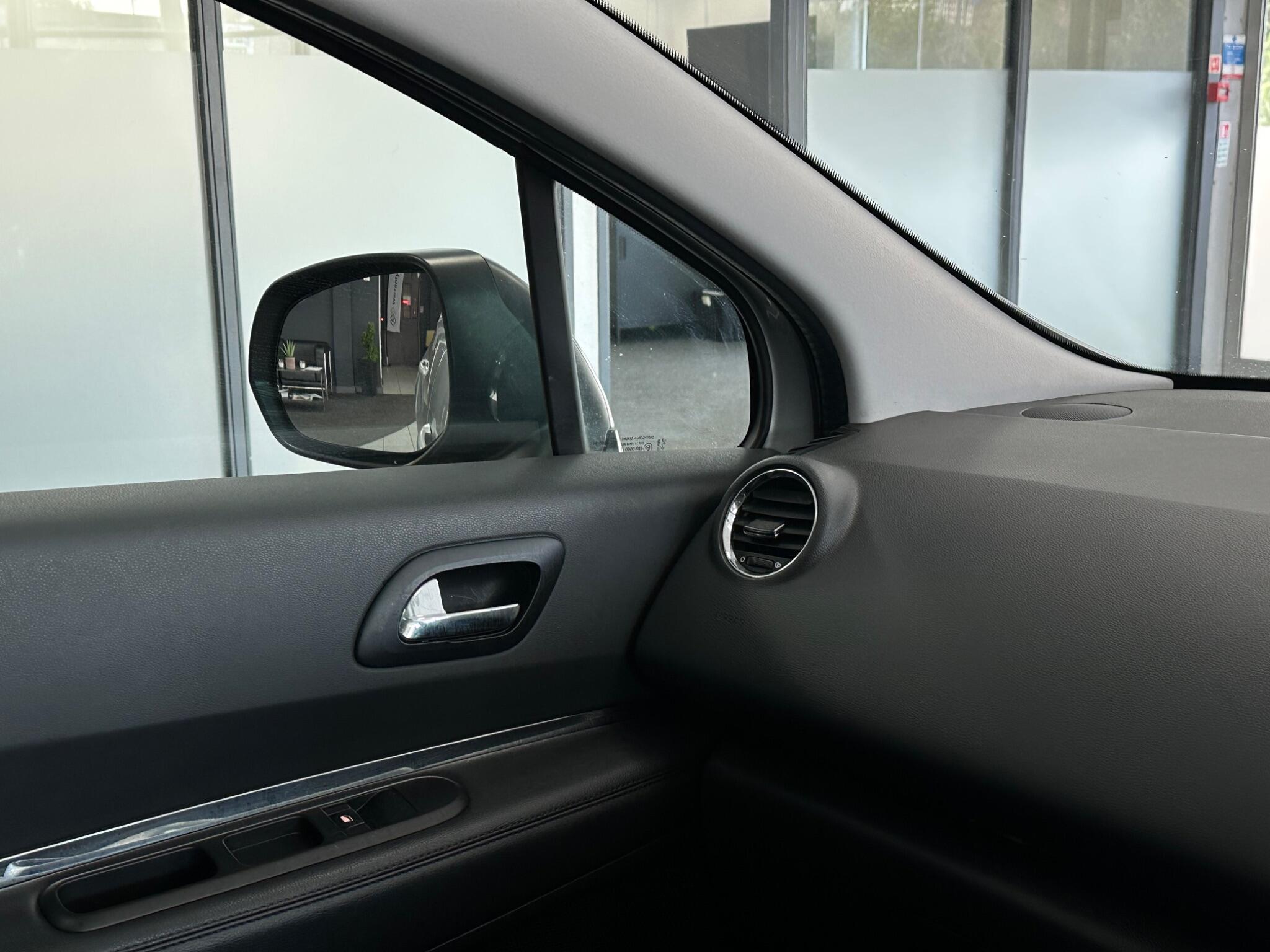 Peugeot 3008 view 26