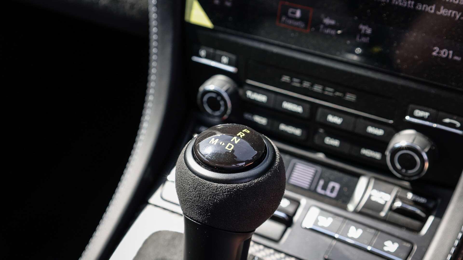 Porsche Cayman view 18