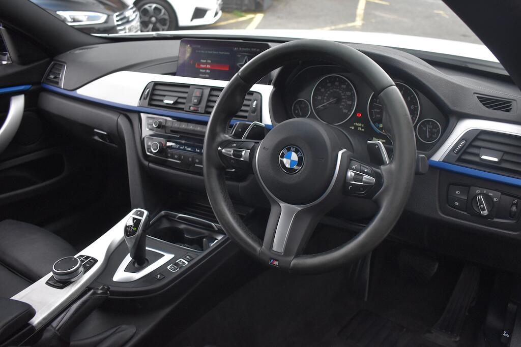 BMW 4 Series view 10