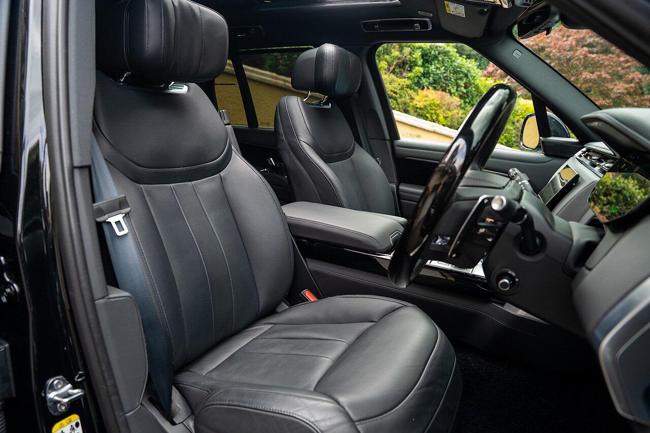 Land Rover Range Rover view 54