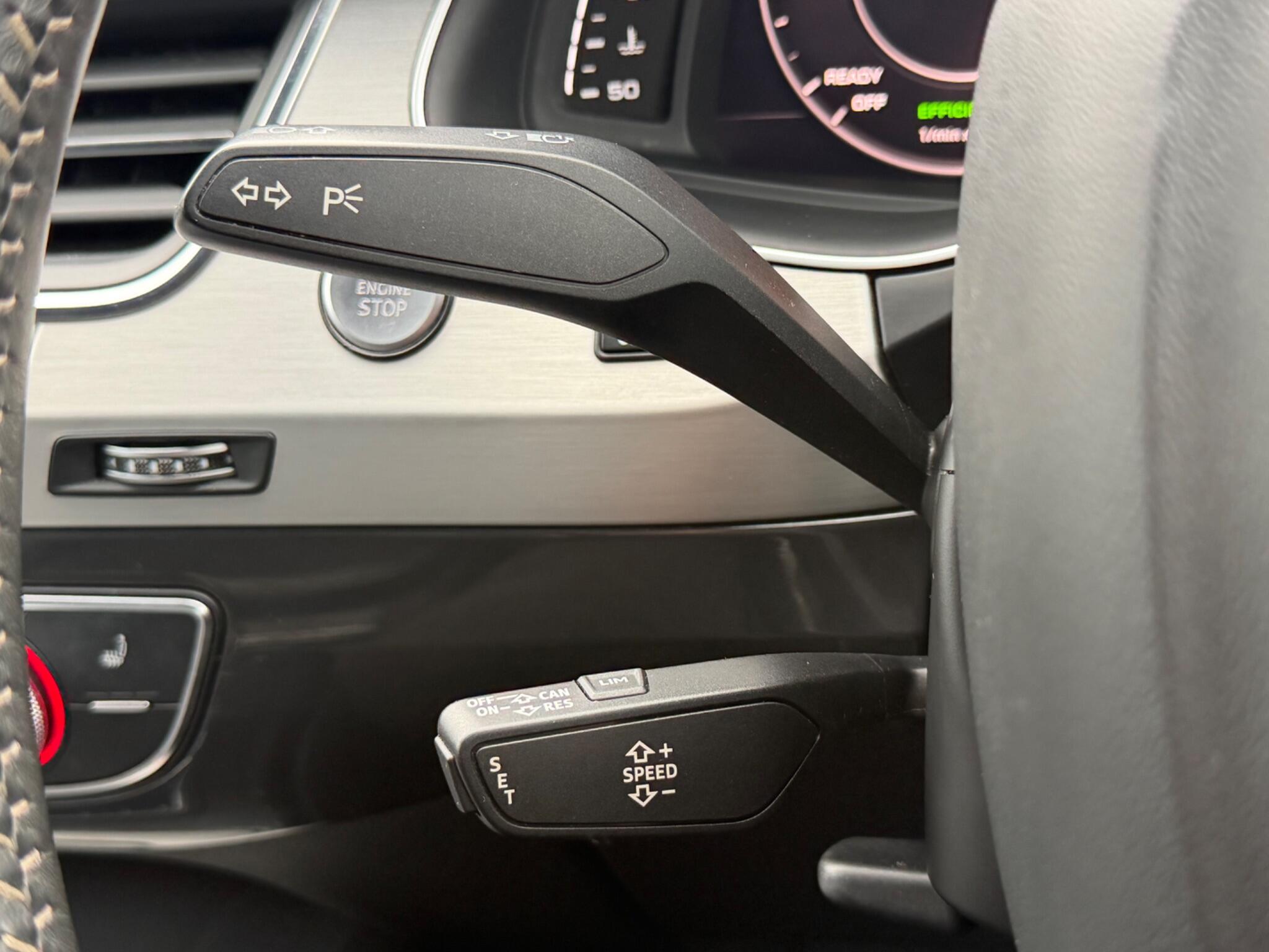 Audi Q7 view 50