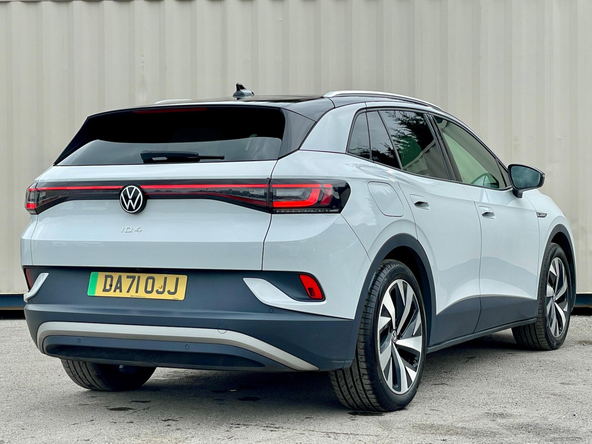 Volkswagen Id.4 view 5