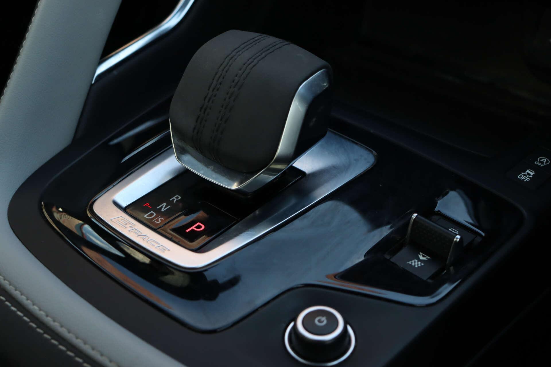 Jaguar E-Pace view 45