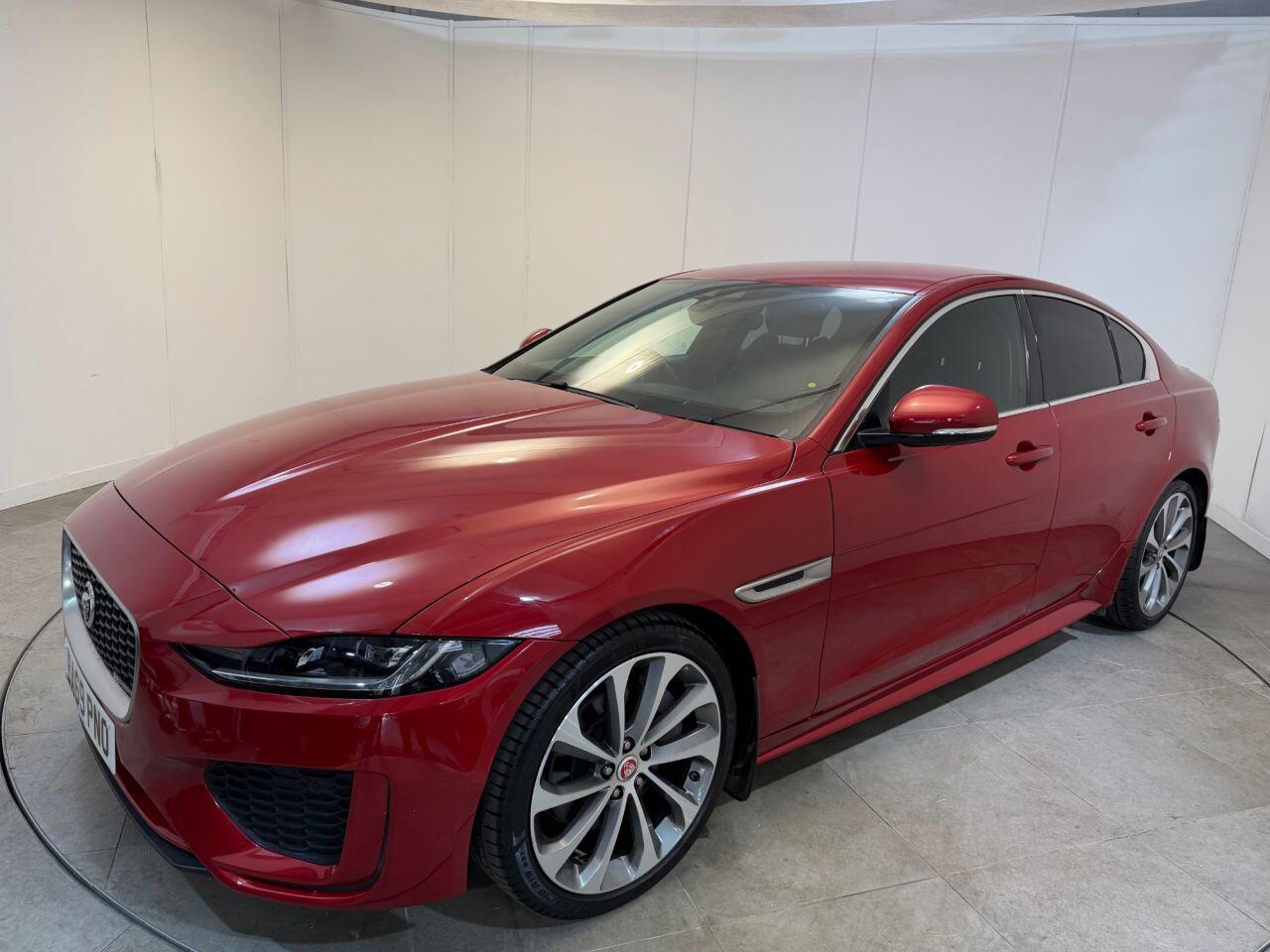 Jaguar Xe view 51