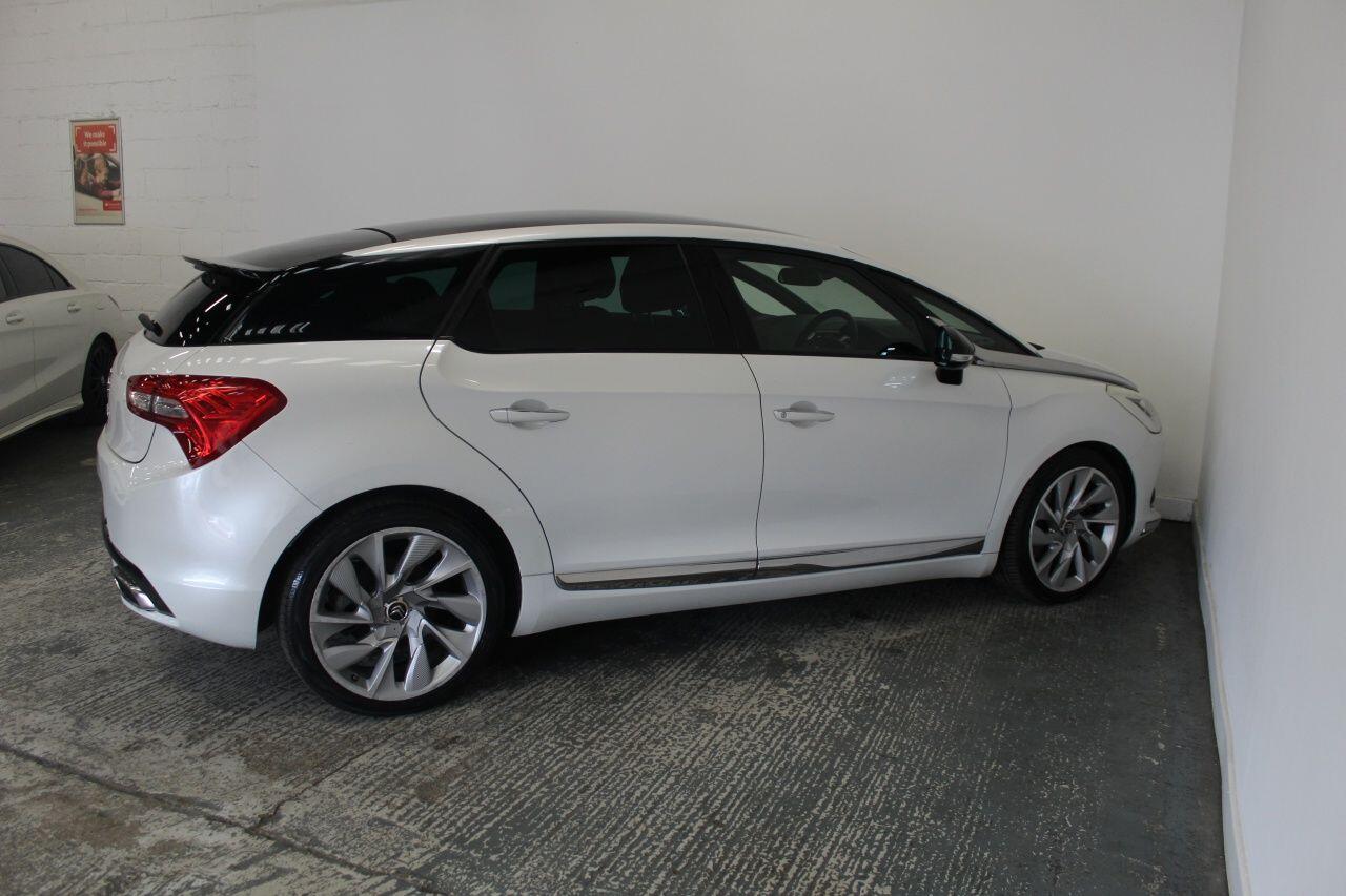 Citroen DS5 view 11