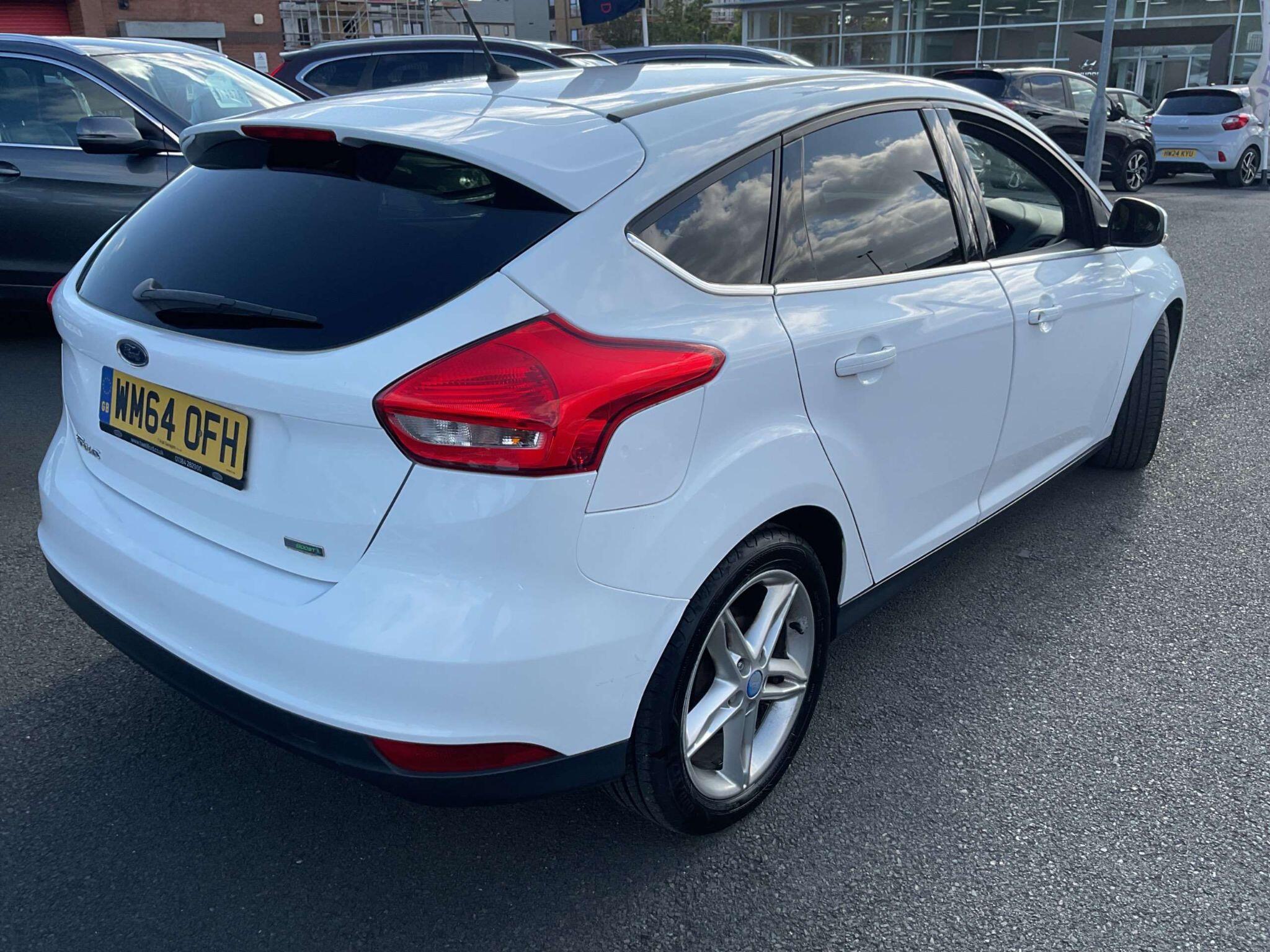 Ford Focus view 4