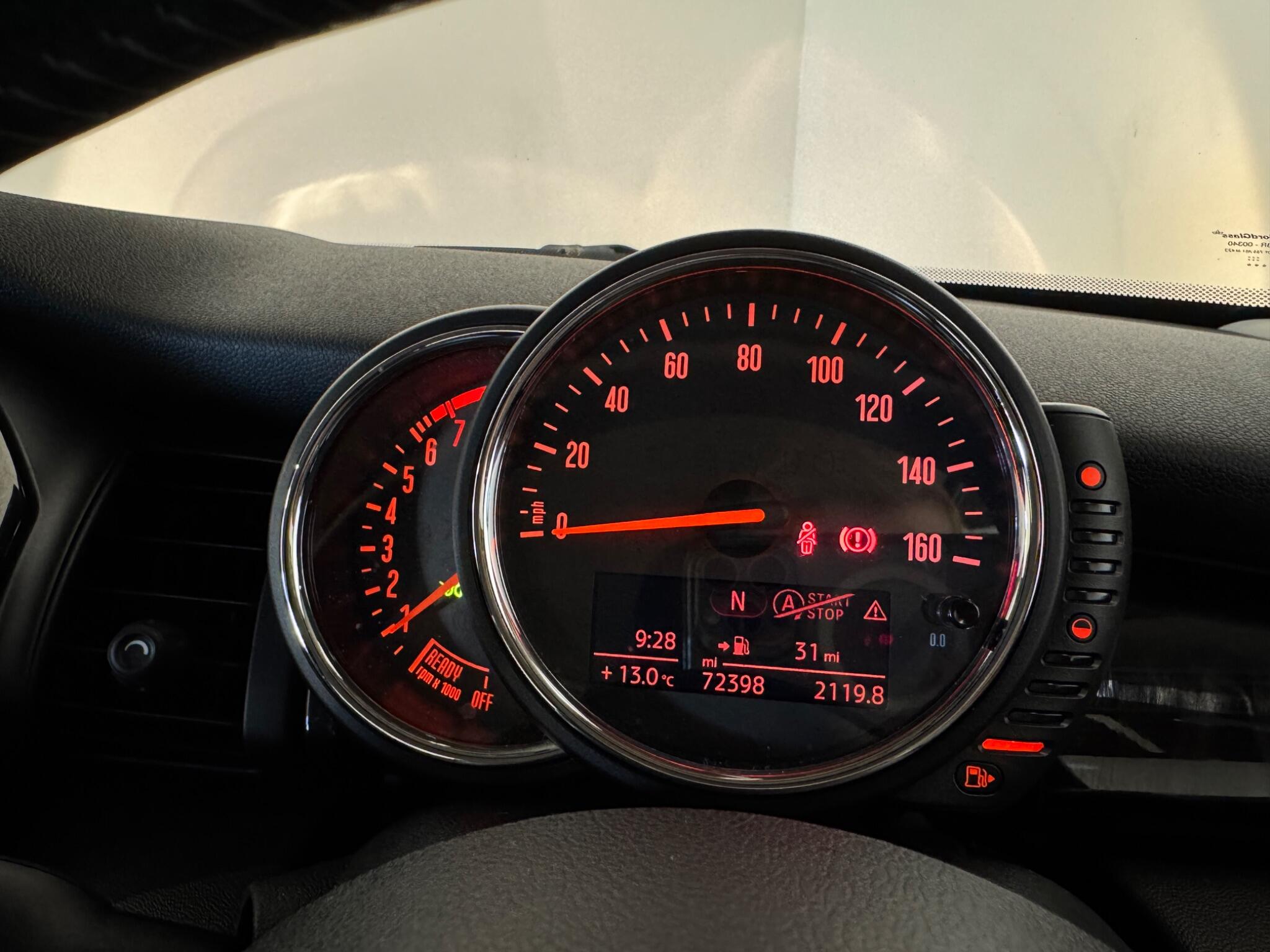 Mini Hatch view 15