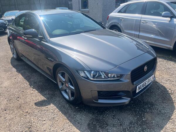Grey 2016 Jaguar XE Saloon Rear-wheel drive Automatic