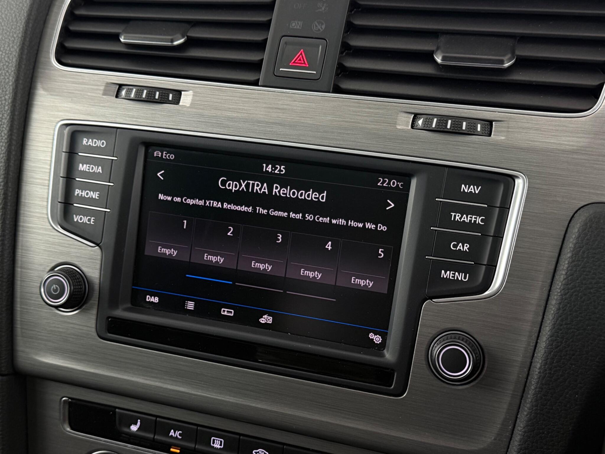 Volkswagen Golf view 22