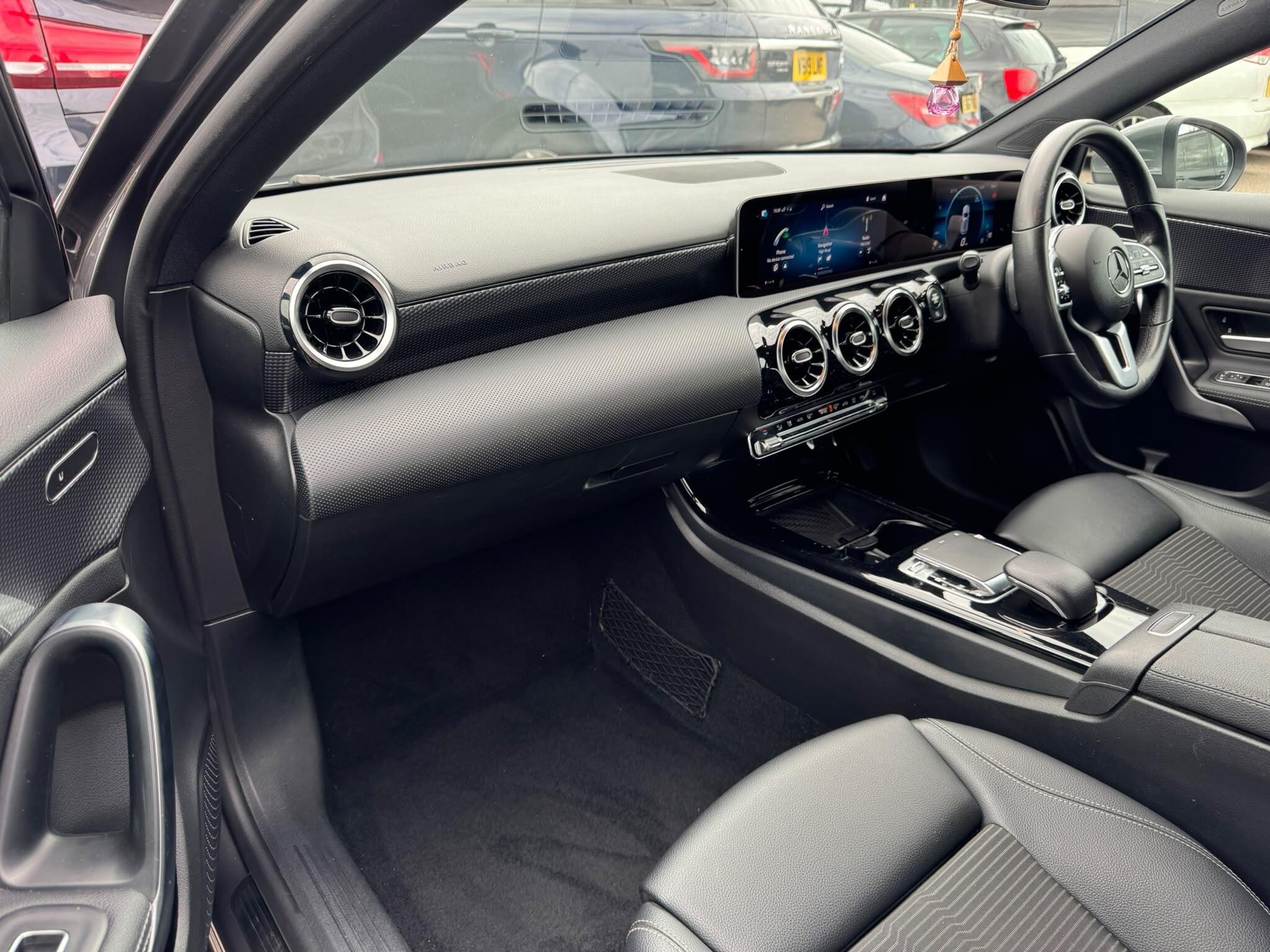 Mercedes-Benz A-Class view 36