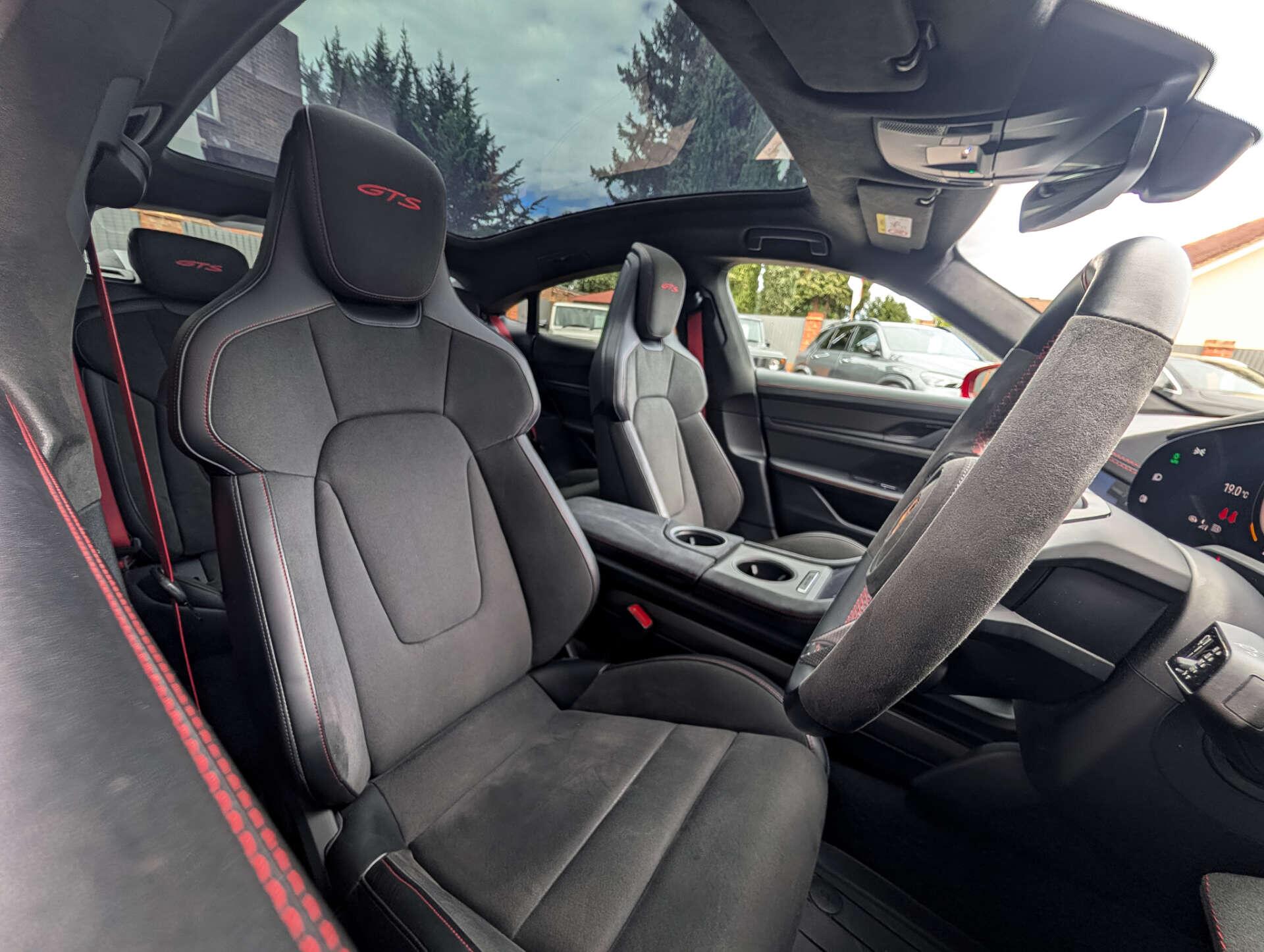 Porsche Taycan view 23