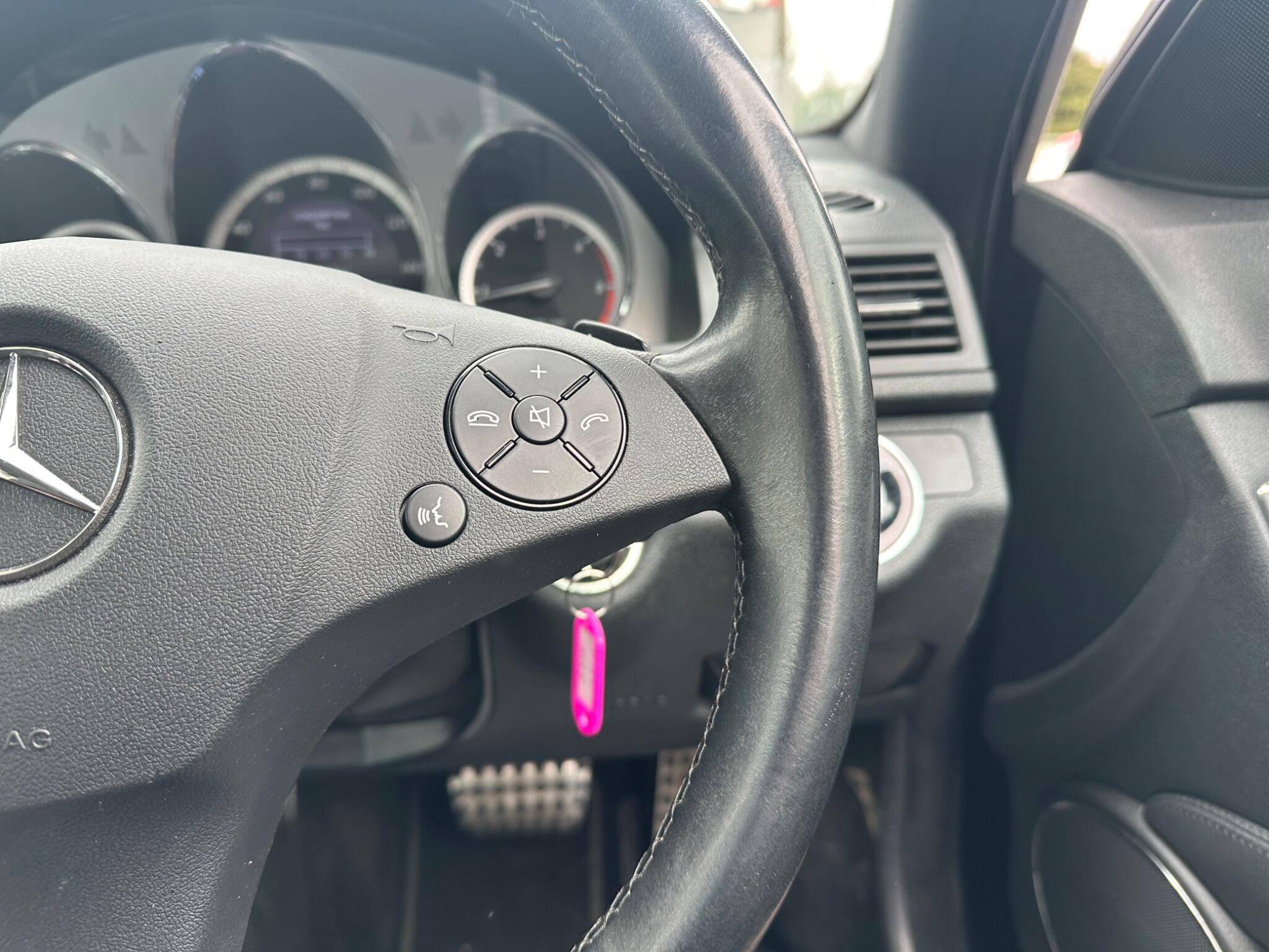 Mercedes-Benz C Class view 9