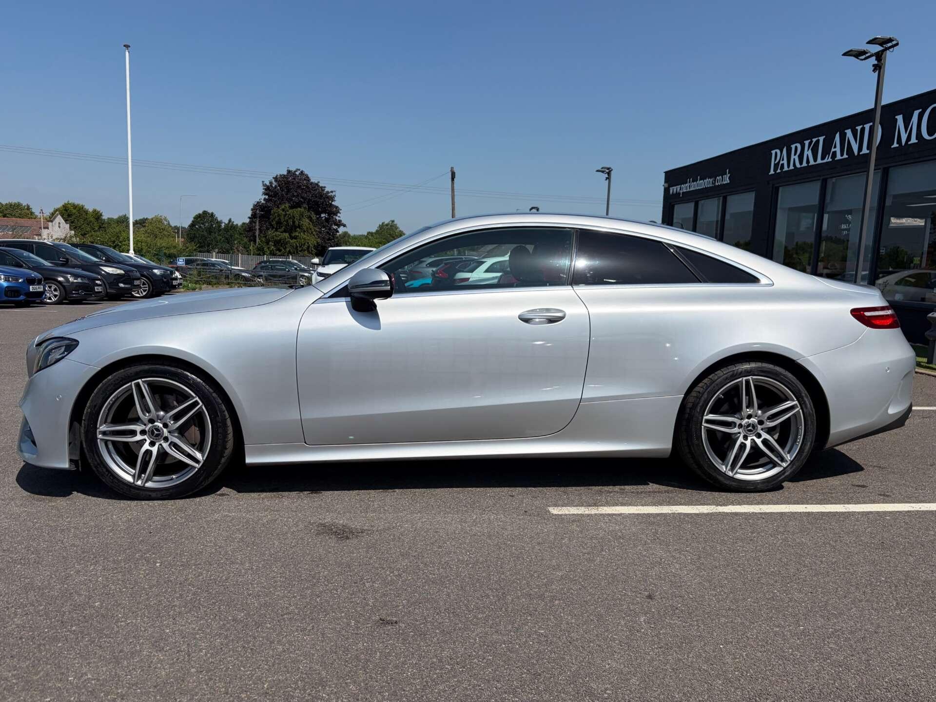 Mercedes-Benz E Class view 5