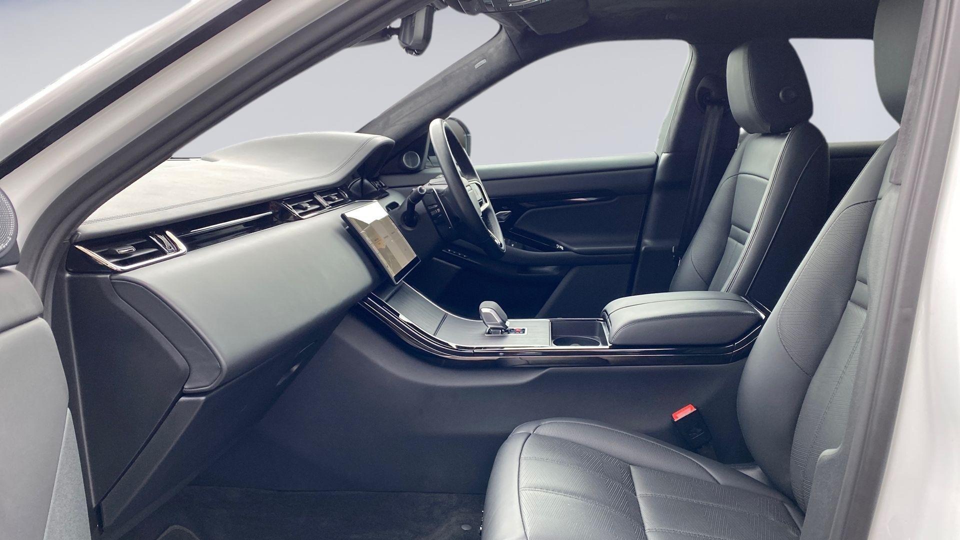 Land Rover Range Rover Evoque view 3