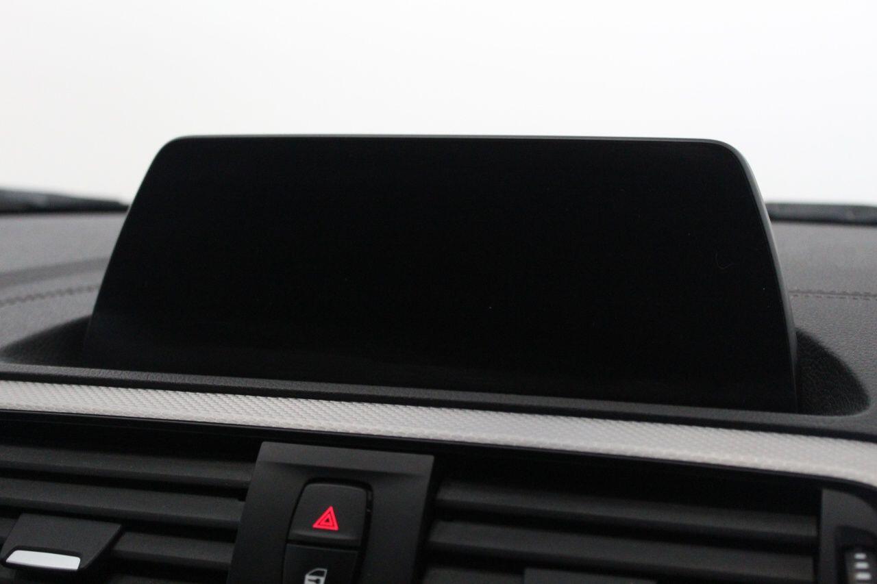 BMW 2 Series view 44